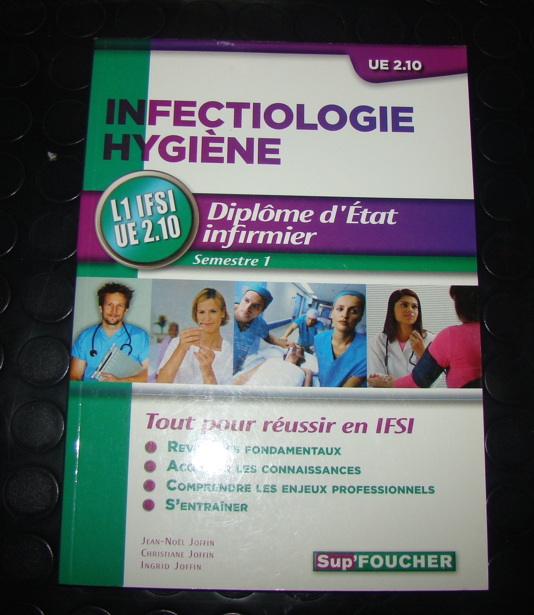 Infectiologie, hygiène L1 IFSI UE 2.10. Semestre 1 book
