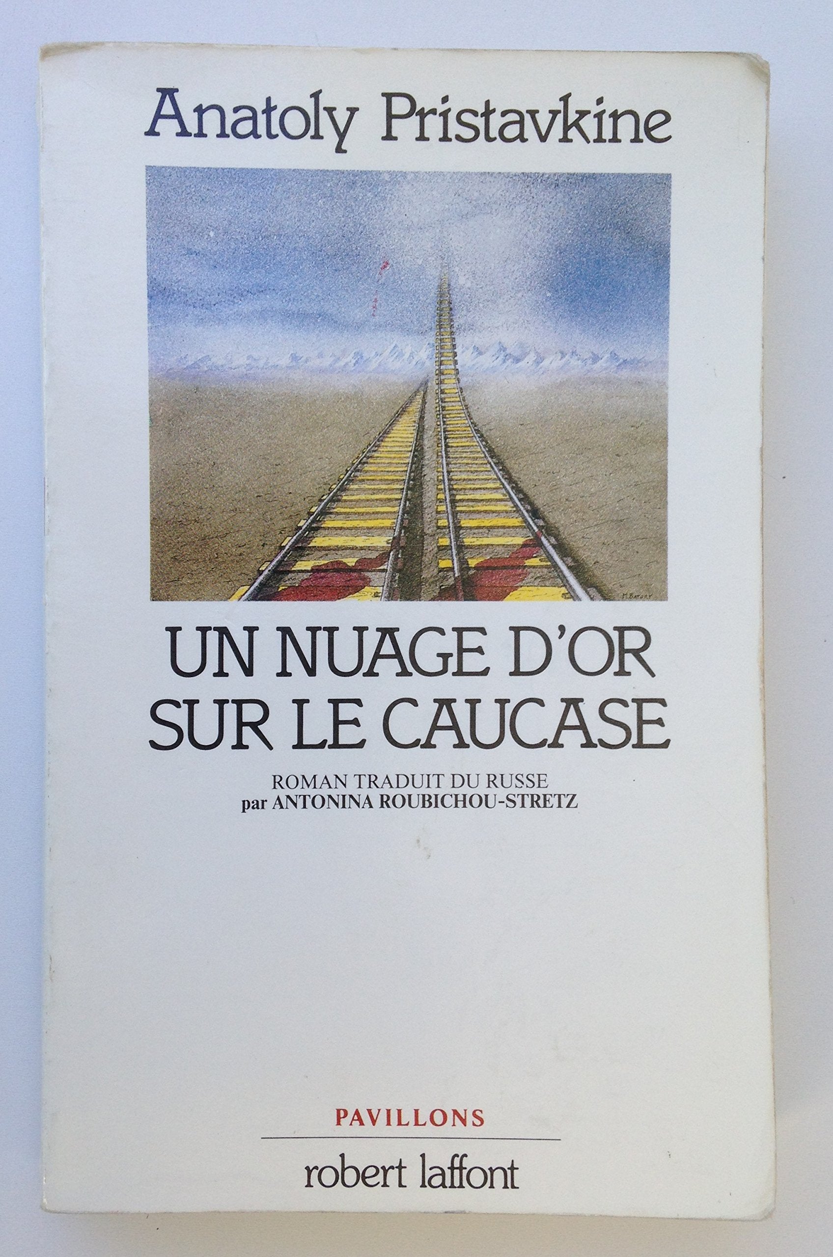 NUAGE D OR SUR LE CAUCASE book