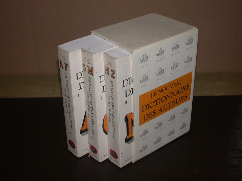 Le Nouveau dictionnaire des auteurs de tous les temps et de tous les pays book