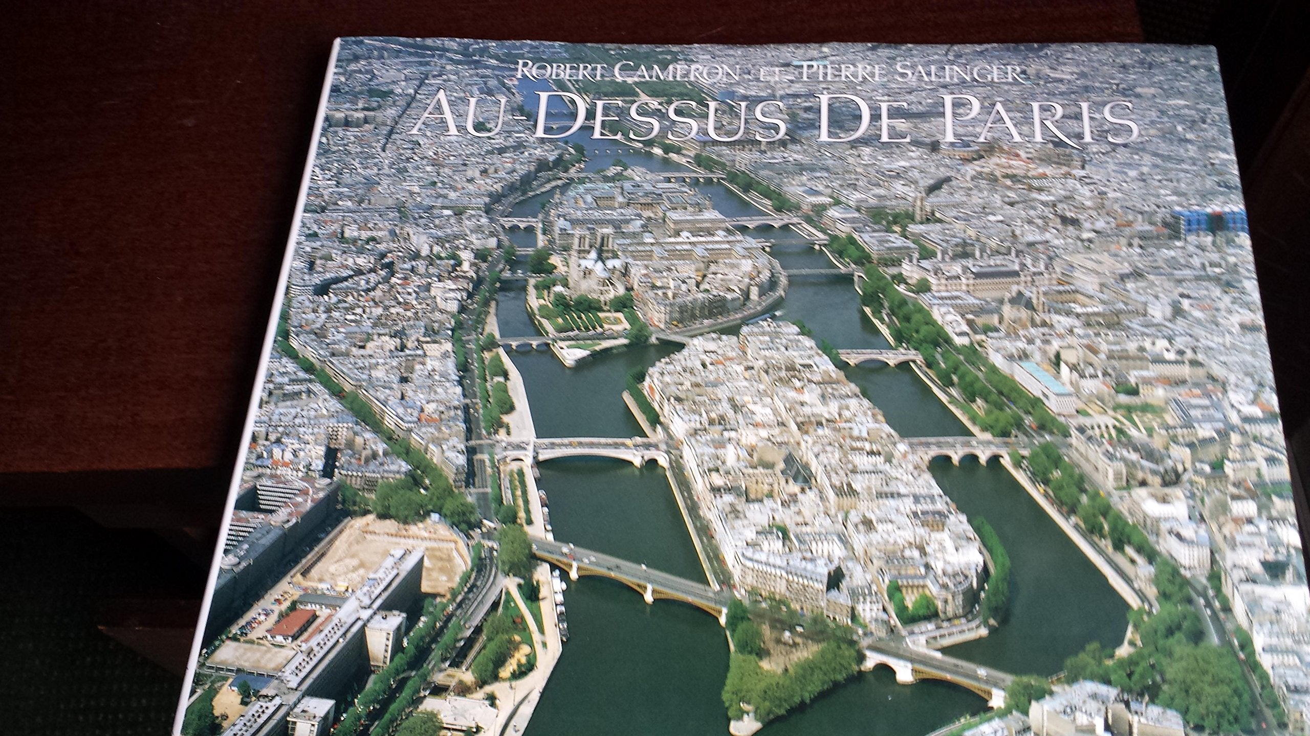 Au-dessus de Paris Books