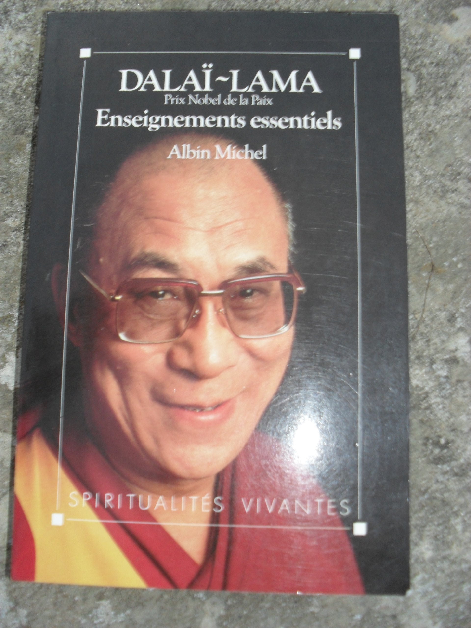 Enseignements essentiels du Dalaï Lama book