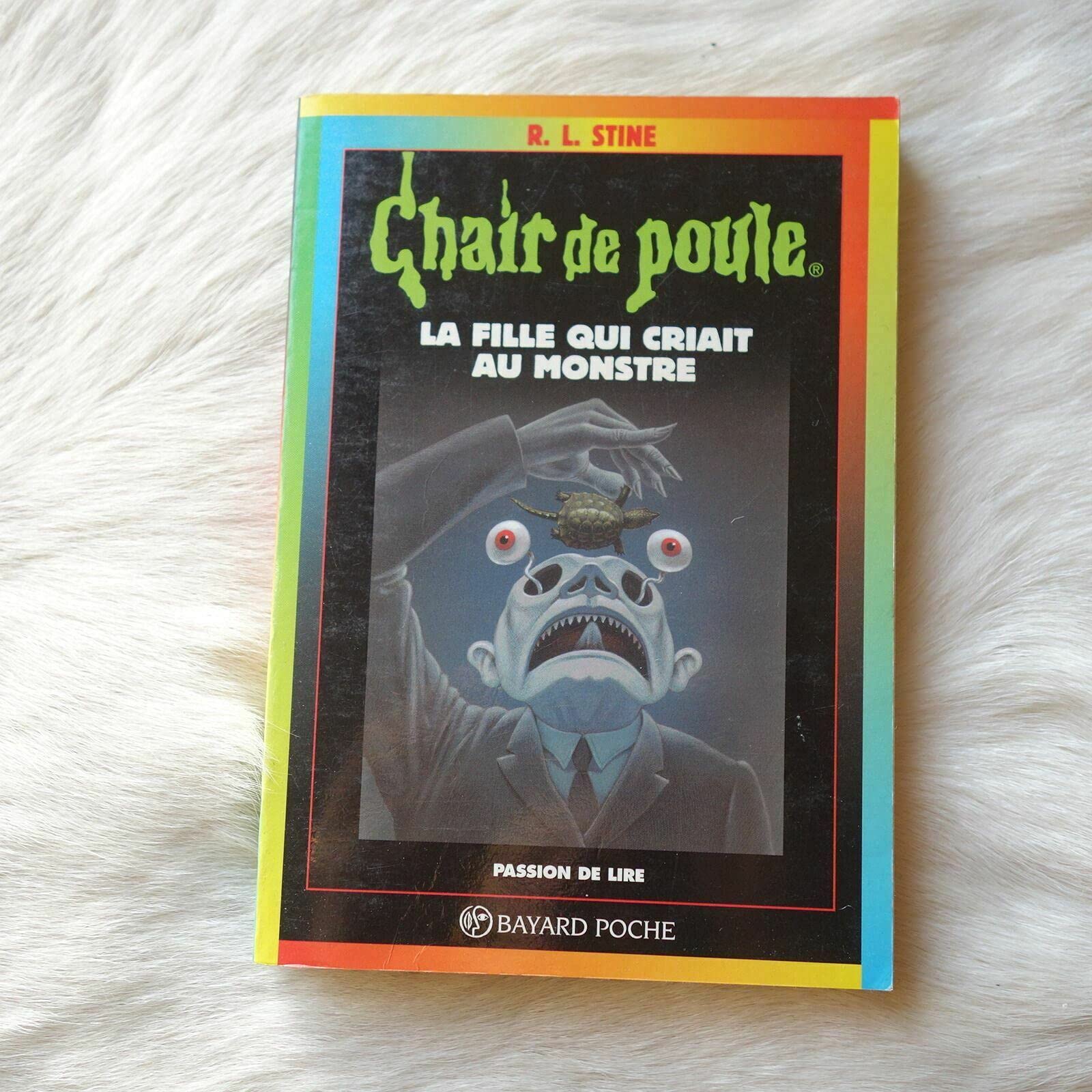 La fille qui criait au monstre Books