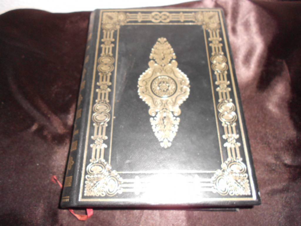 Mémoires d'Outre-Tombe / 8 Volumes / MANQUE le tome 2 -Avec le tome 9 constituant les cahiers de Madame de Chateaubriand Books