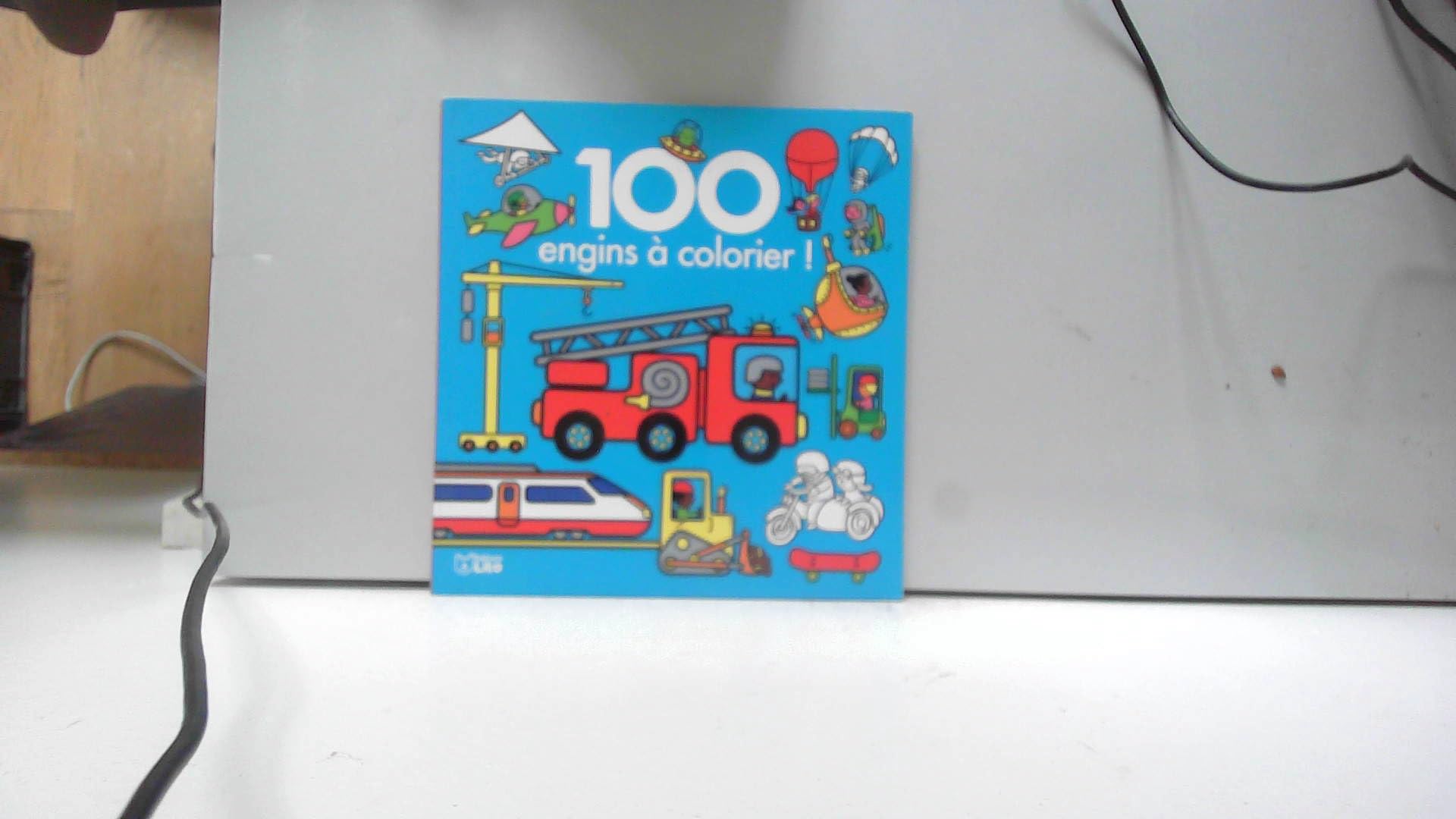 100 images à colorier: Les engins - Dès 2 ans book