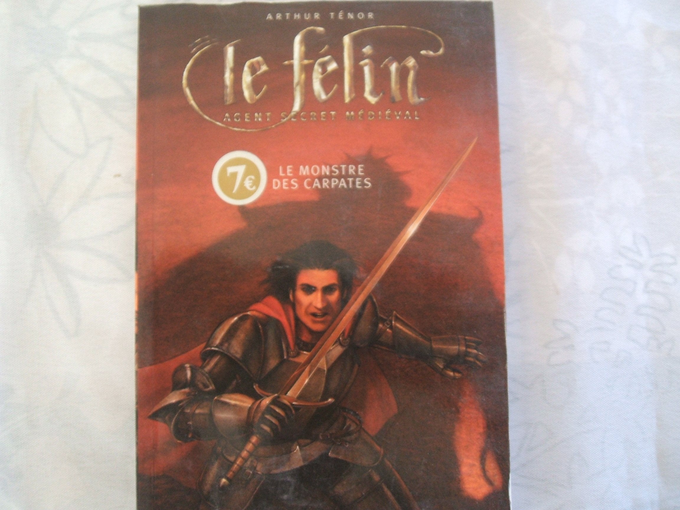 Le Félin : Le monstre des Carpates book