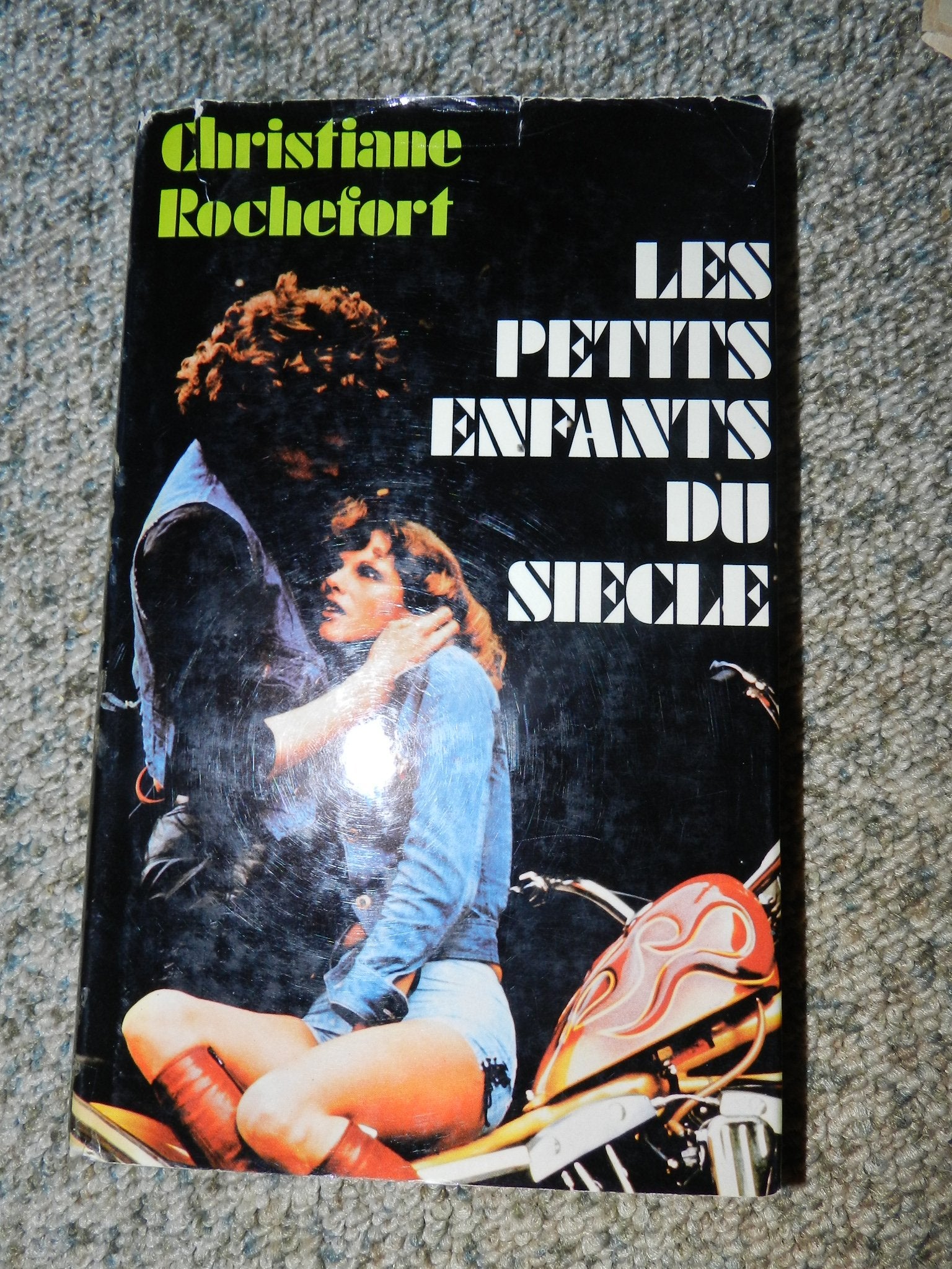 Les Petits enfants du siècle (Club pour vous Hachette) book