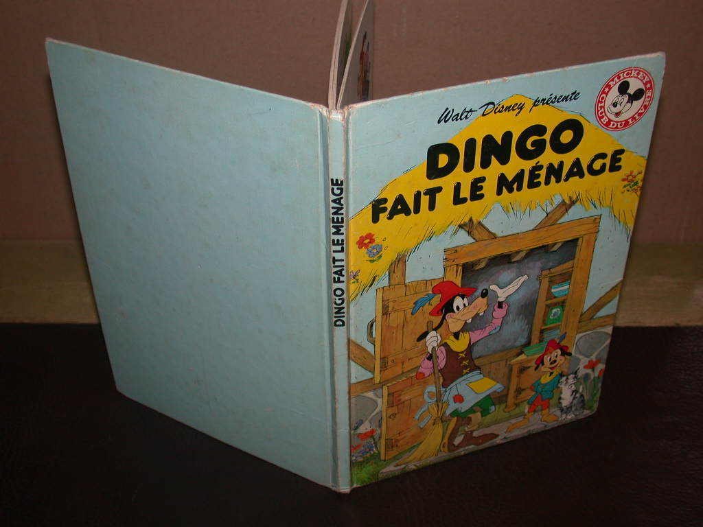 Dingo fait le ménage (Mickey club du livre) book