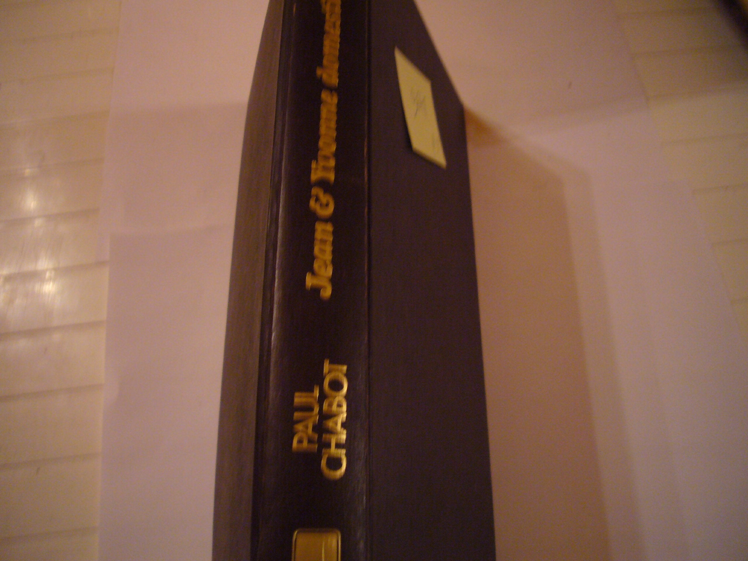 Jean et Yvonne, domestiques en 1900 +mille neuf cent (Club pour vous Hachette) Books