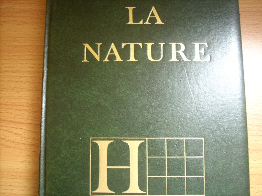 Le Monde de la mer, poissons et mammifères marins (La Nature) book