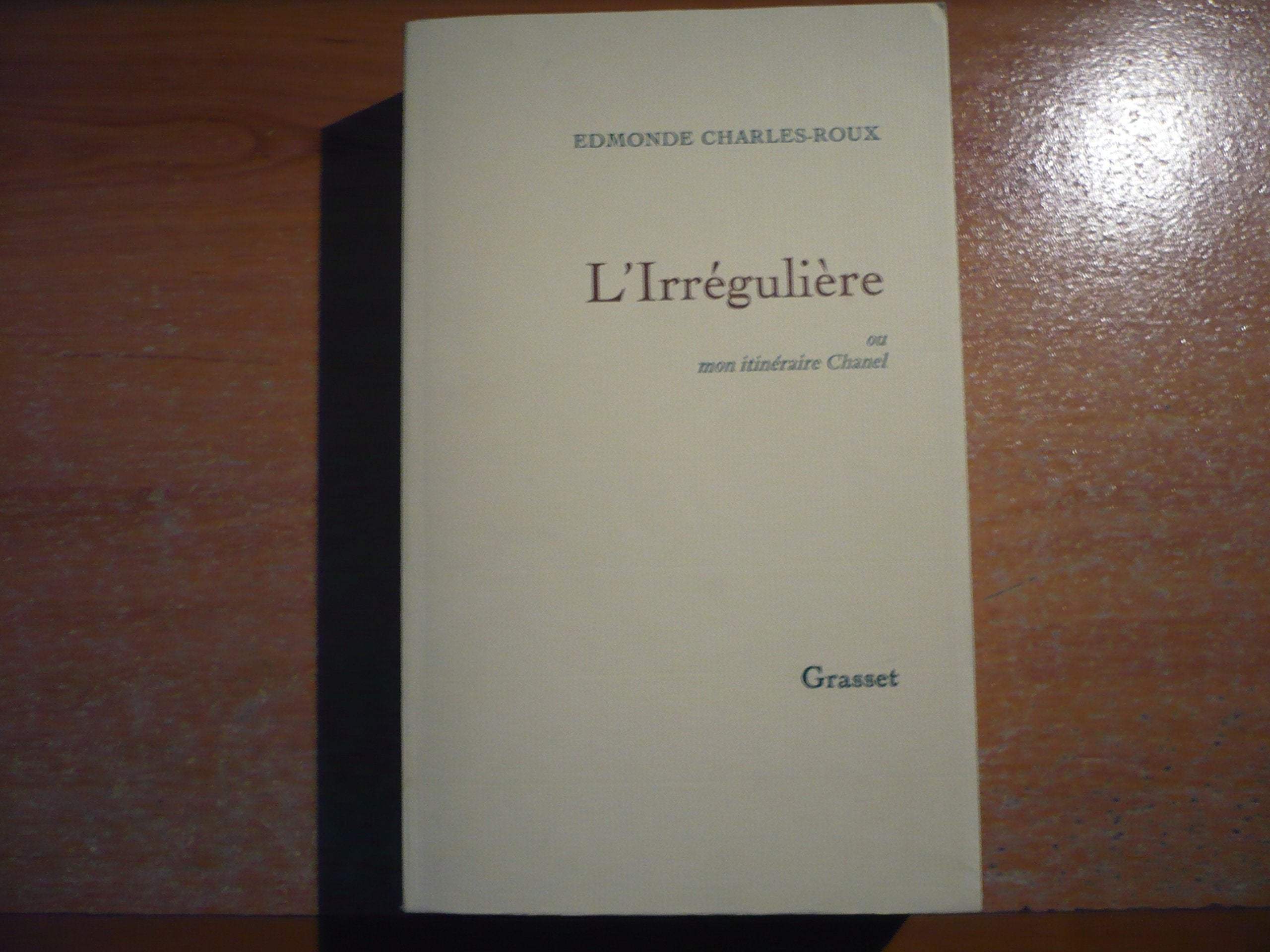 L'irrégulière Le film book