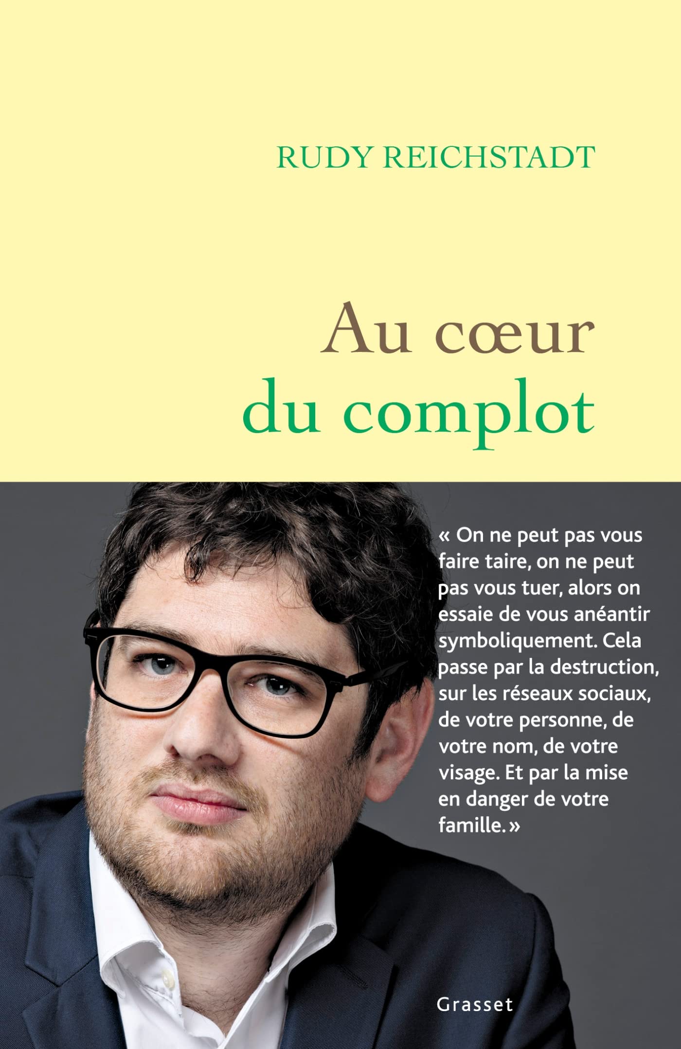 Au coeur du complot Essays & Short Stories