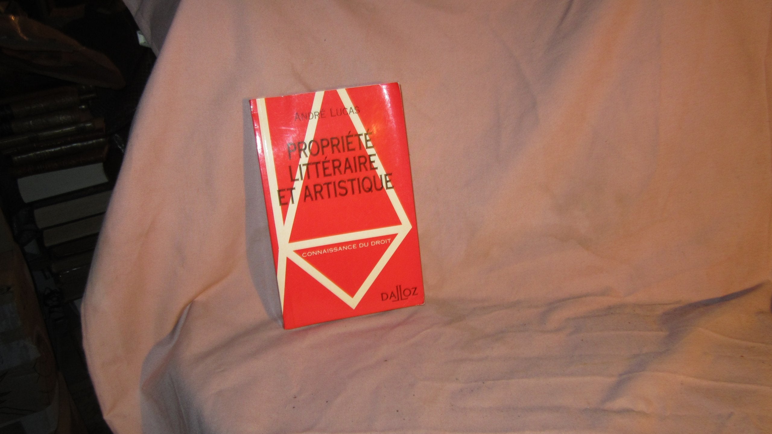 Propriété littéraire et artistique book