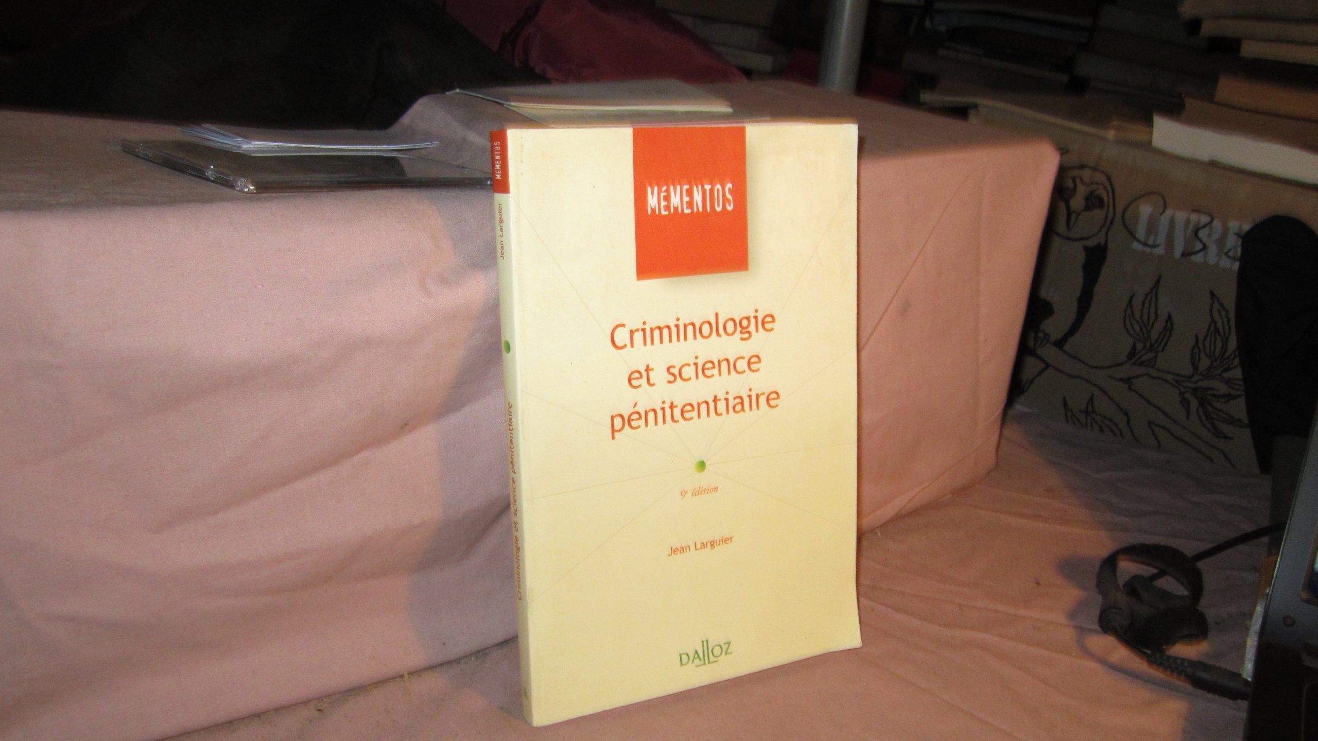 Criminologie Et Science Penitentiaire. 9eme Edition book