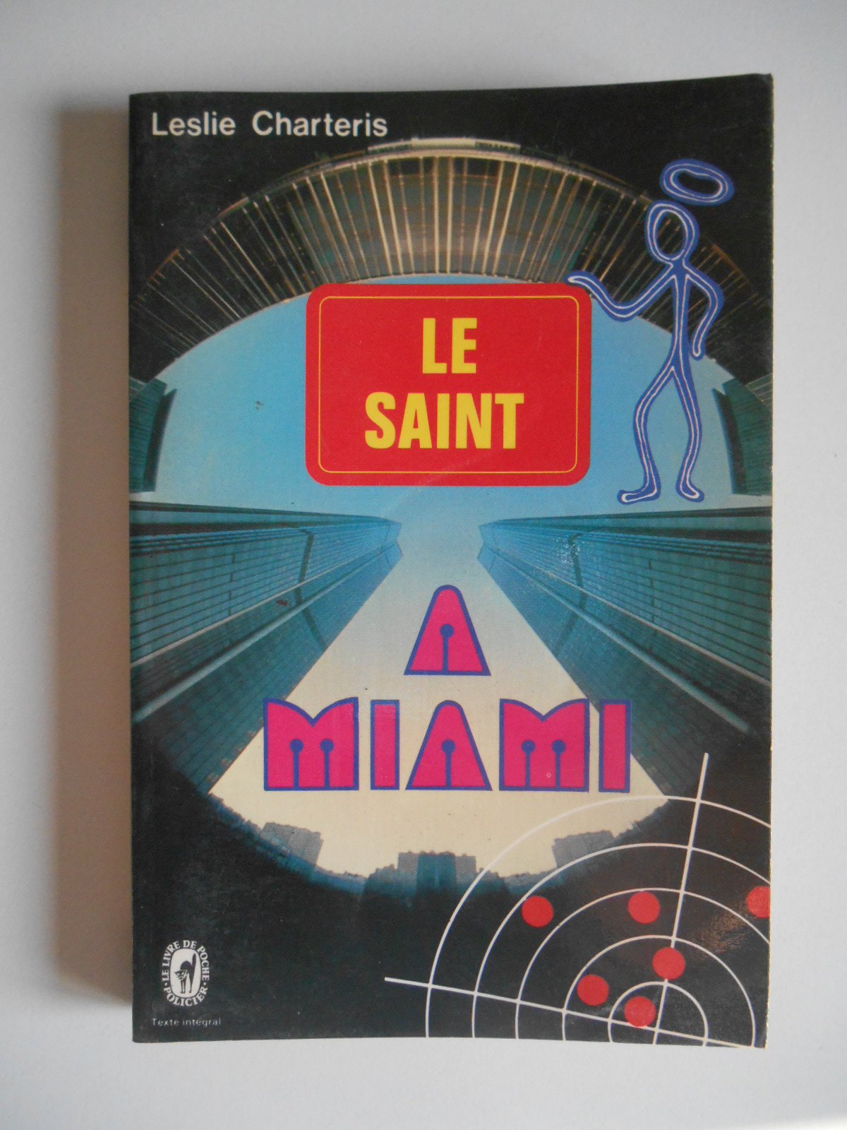 Le Saint à Miami. Les Aventures du Saint book