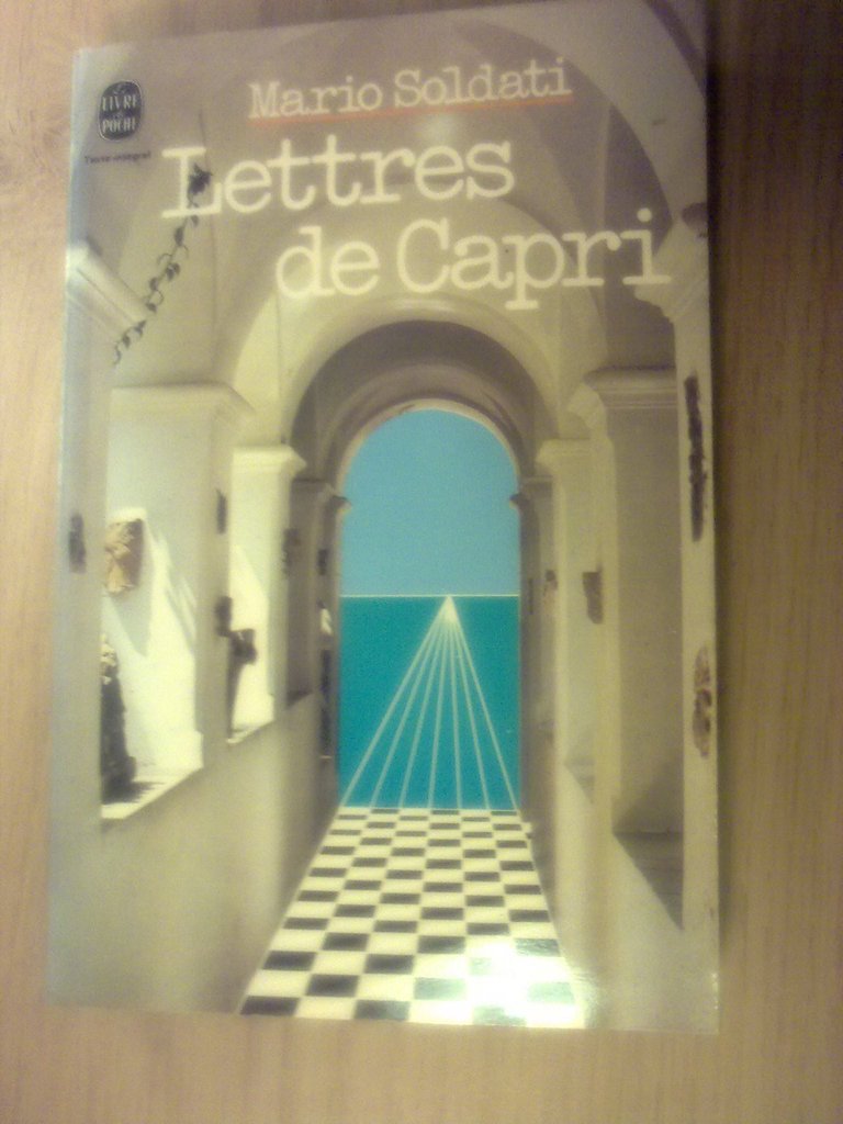 Les Lettres de Capri (Le Livre de poche) book