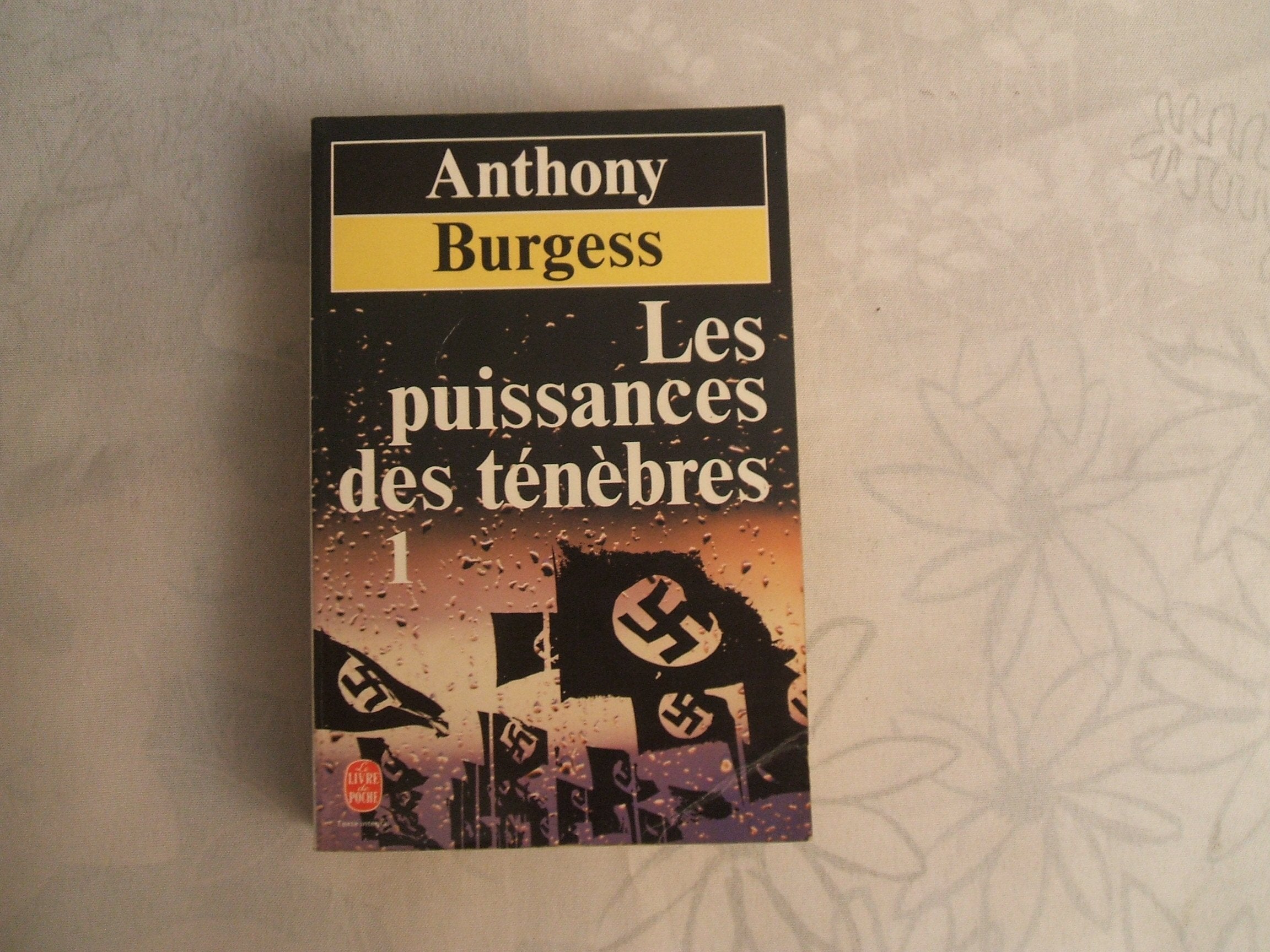 Les puissances des ténèbres. Vol. 1 Books