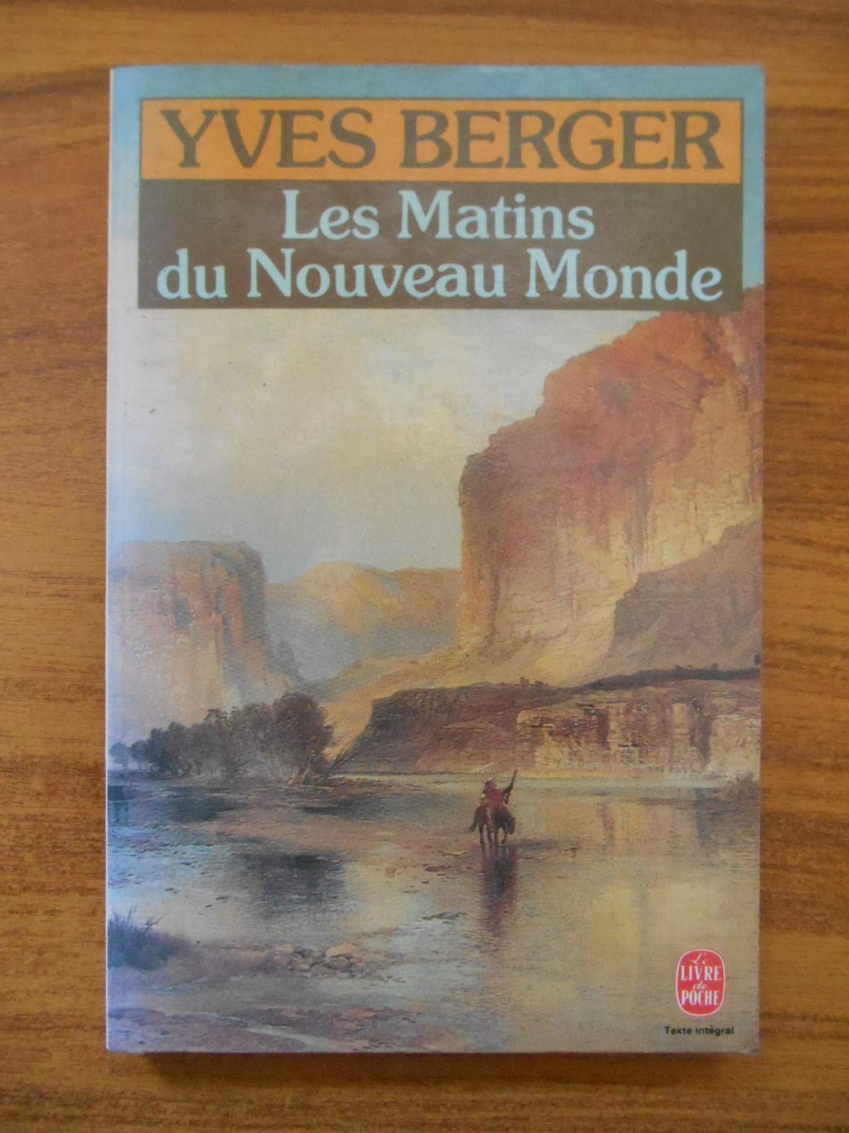 Les Matins du Nouveau monde Books