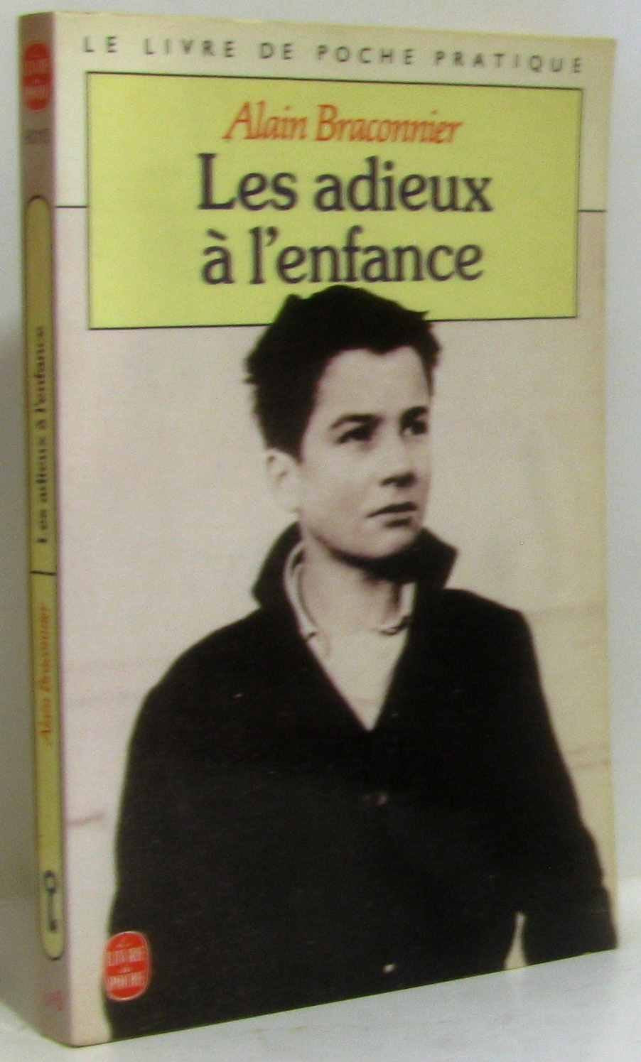 Les Adieux à l'enfance Books