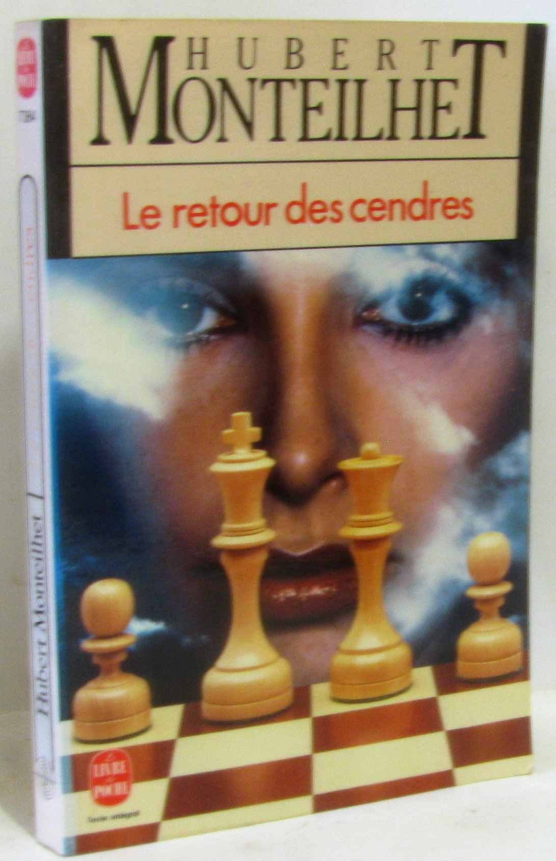 Le Retour des cendres Books