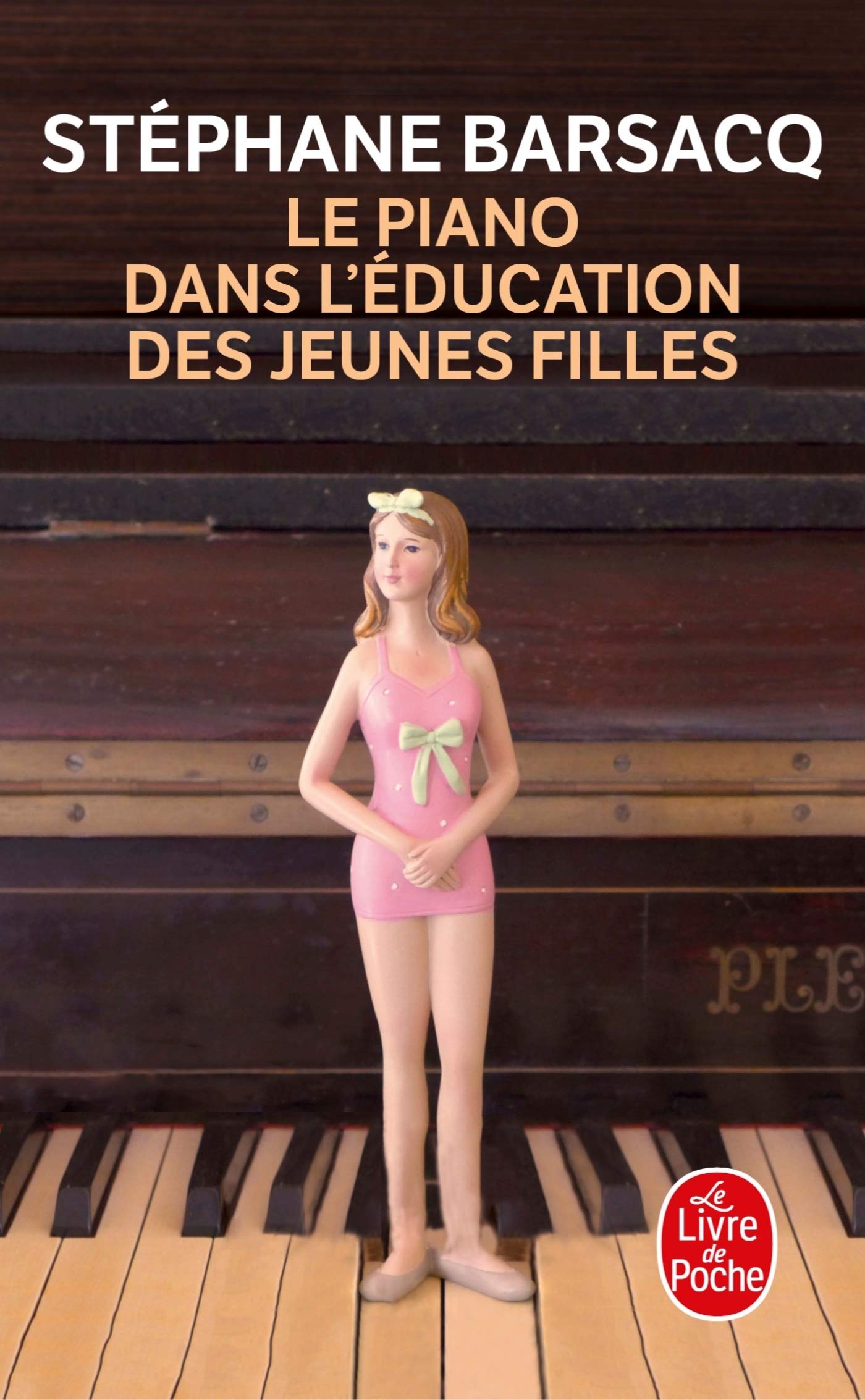 Le Piano dans l'éducation des jeunes filles Contemporary literature