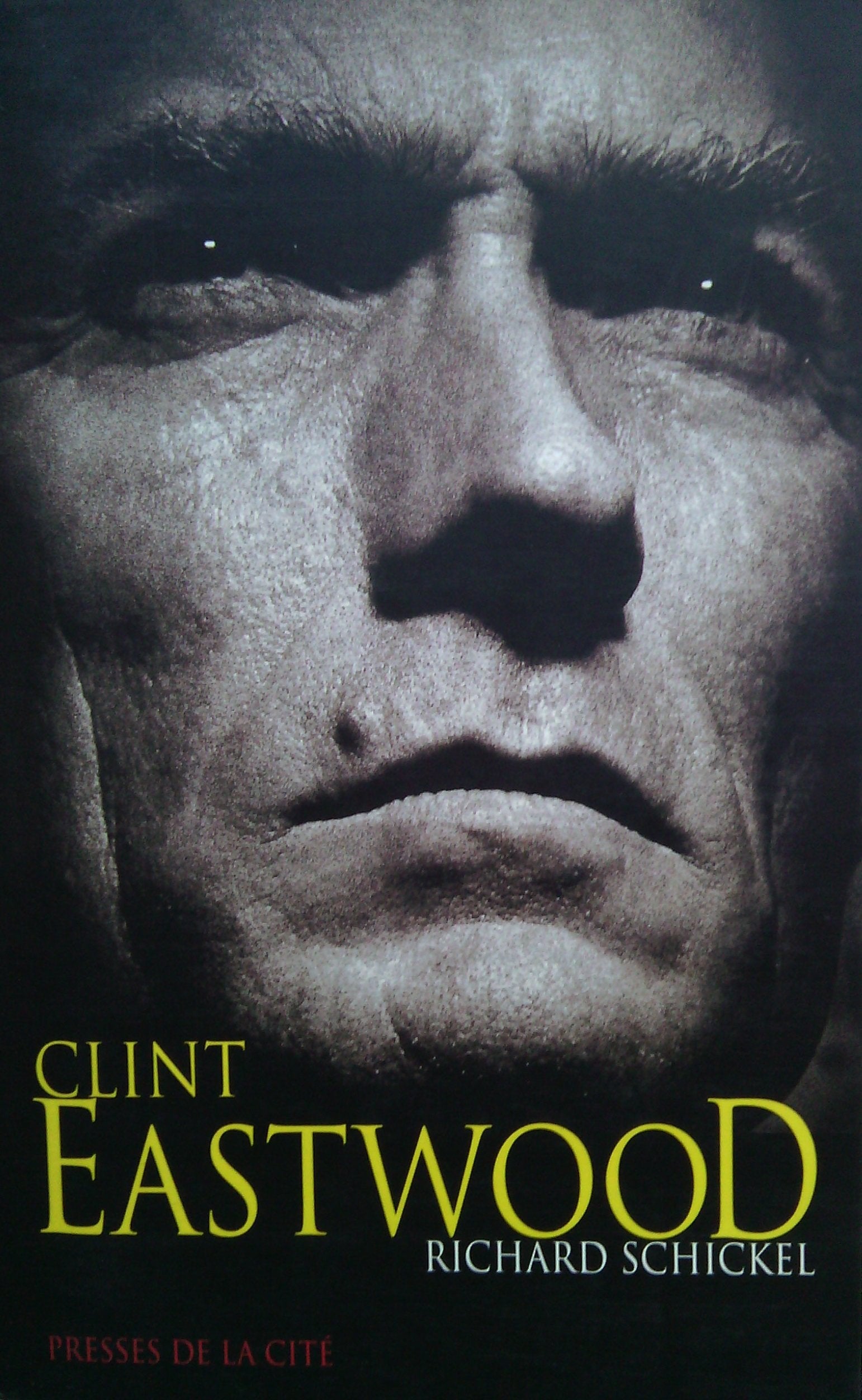 Clint Eastwood, une biographie book