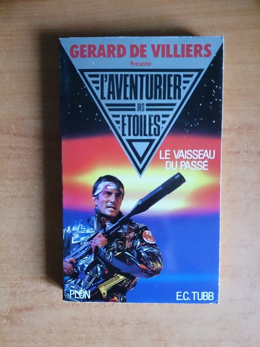 Le vaisseau du passé - L'aventurier des étoiles N°8 book