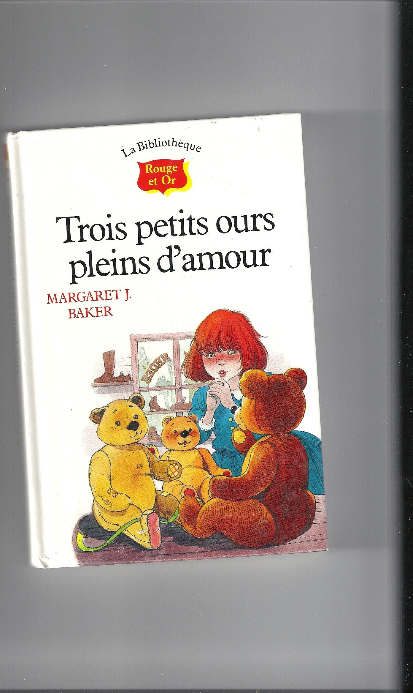 Trois petits ours plein d' amour (Bibliot.R&O 9/12 Ans) Books