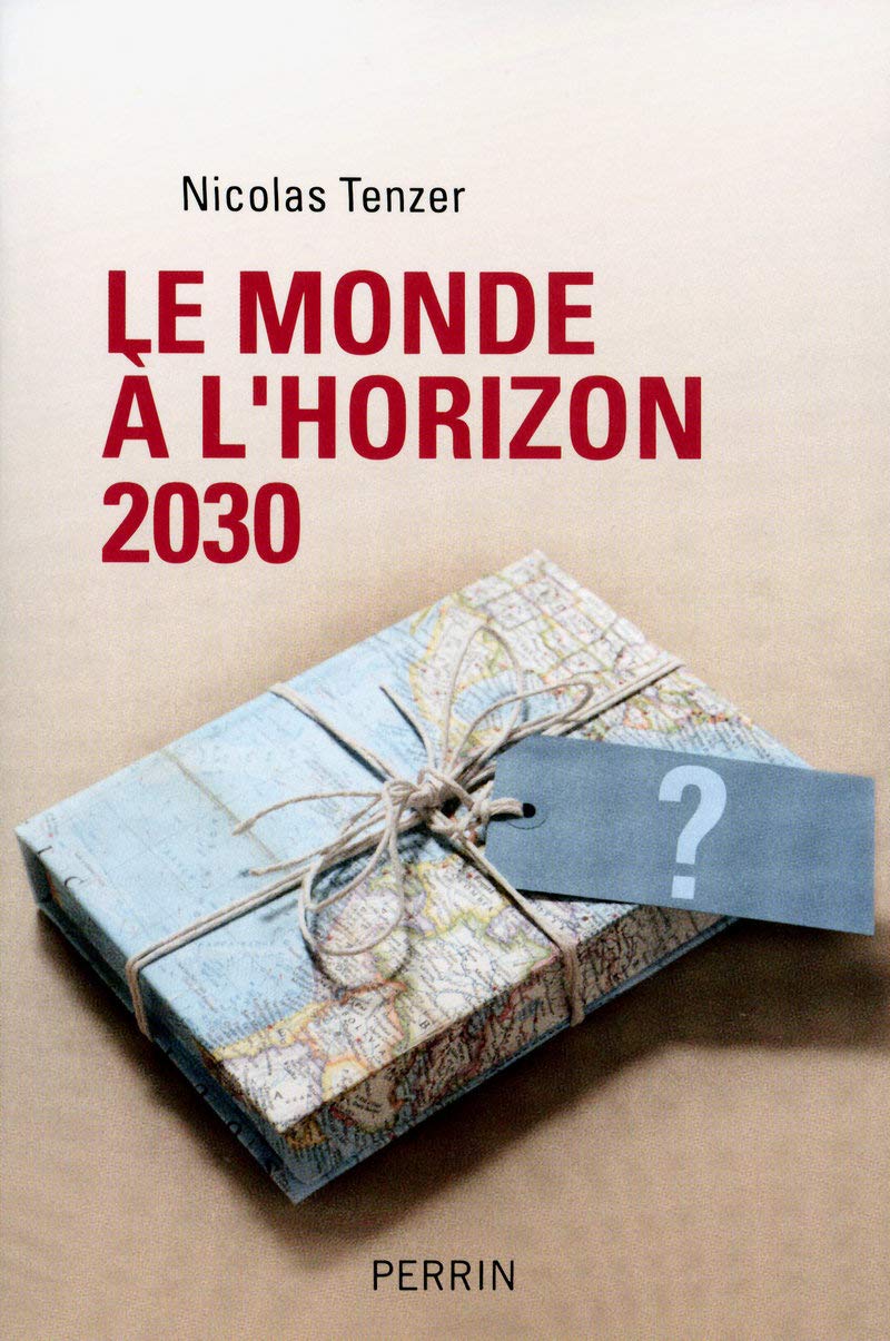 Le monde à l'horizon 2030: La règle et le désordre Essays & Short Stories