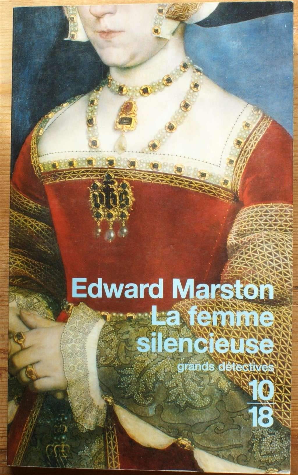 La Femme Silencieuse Books