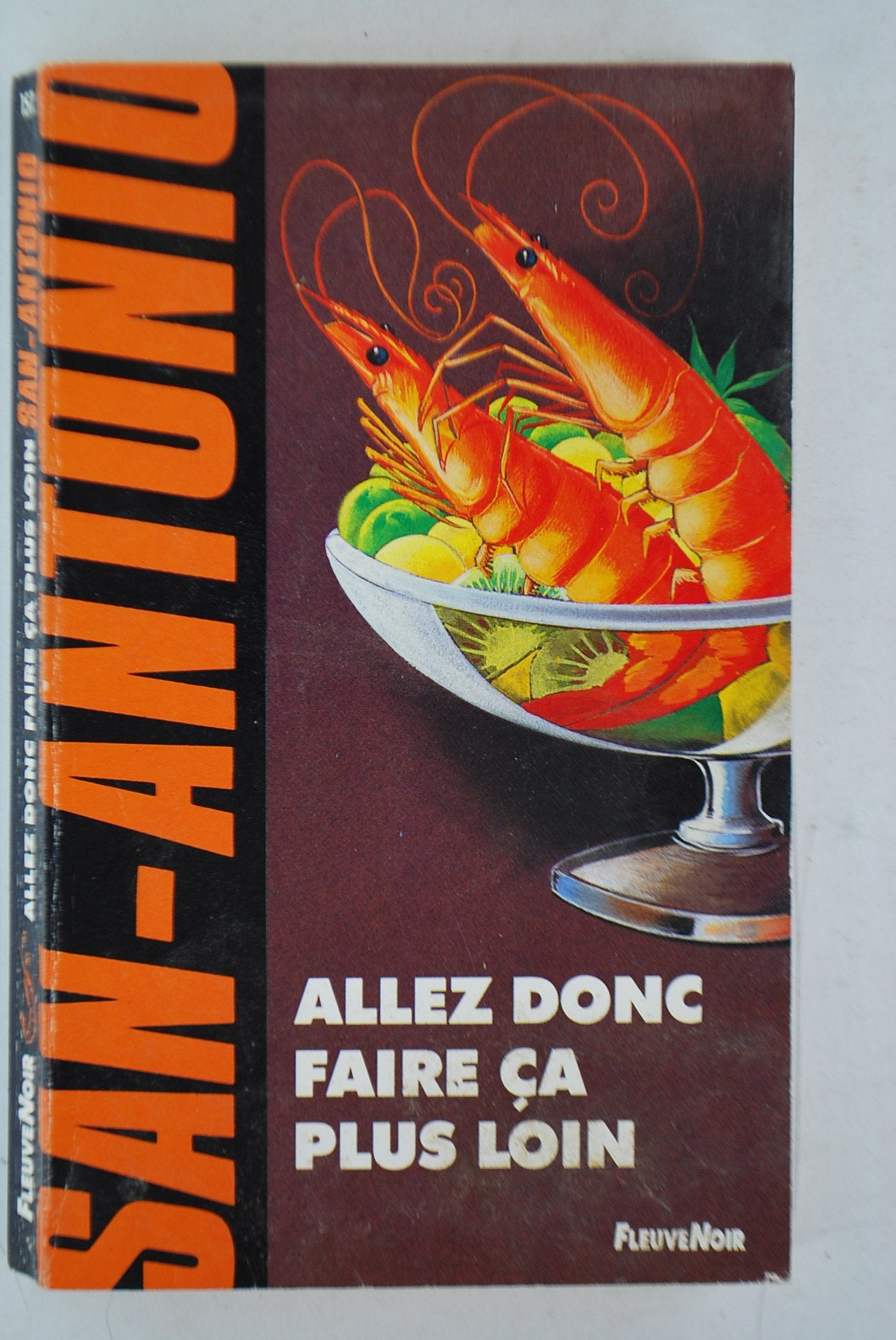 Allez donc faire ça plus loin: Espèce de roman Books