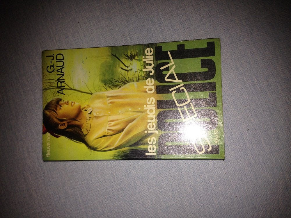 Les Jeudis de Julie (Spécial-police) Books