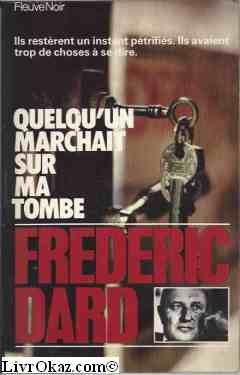 Quelqu'un marchait sur ma tombe (Spécial police) Books