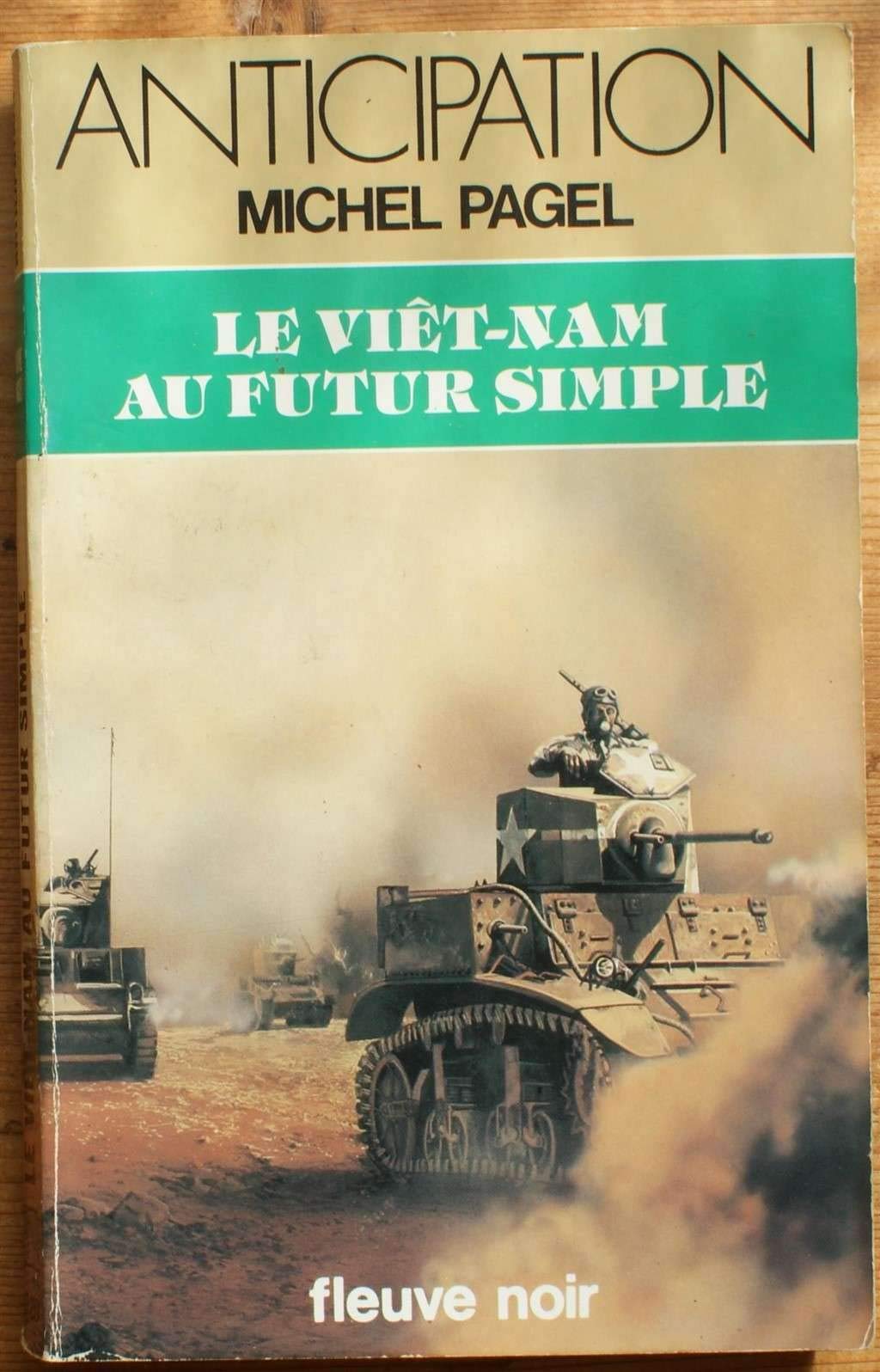 Le Viet-Nam au futur simple Books