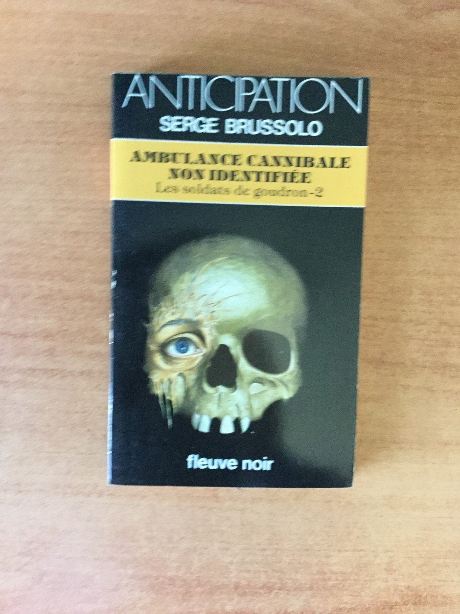 Ambulance cannibale non identifiée Books