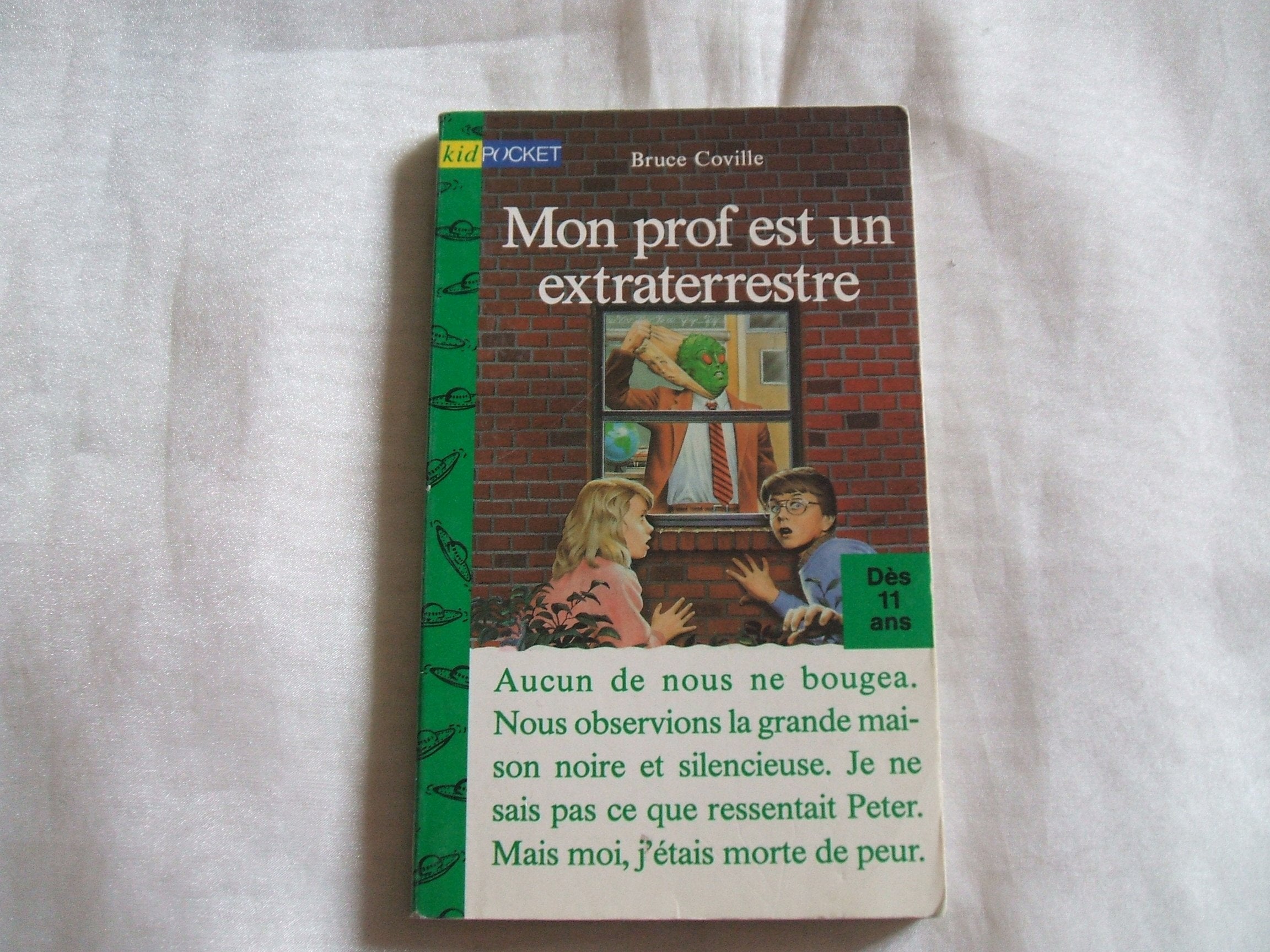 Mon prof est un extraterrestre Books