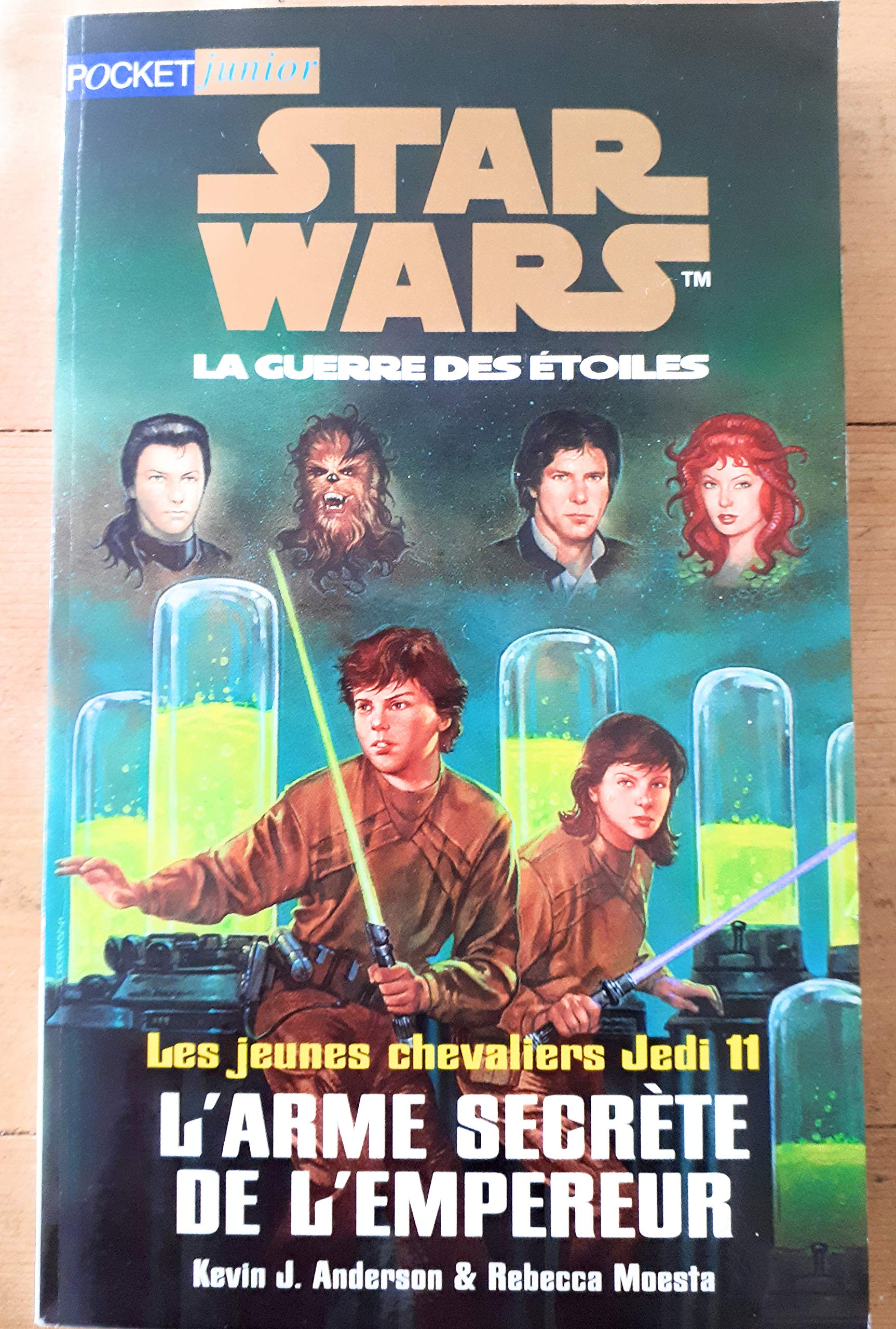 Jeunes chevaliers Jedi, tome 11. L'Arme secrète de l'empereur book