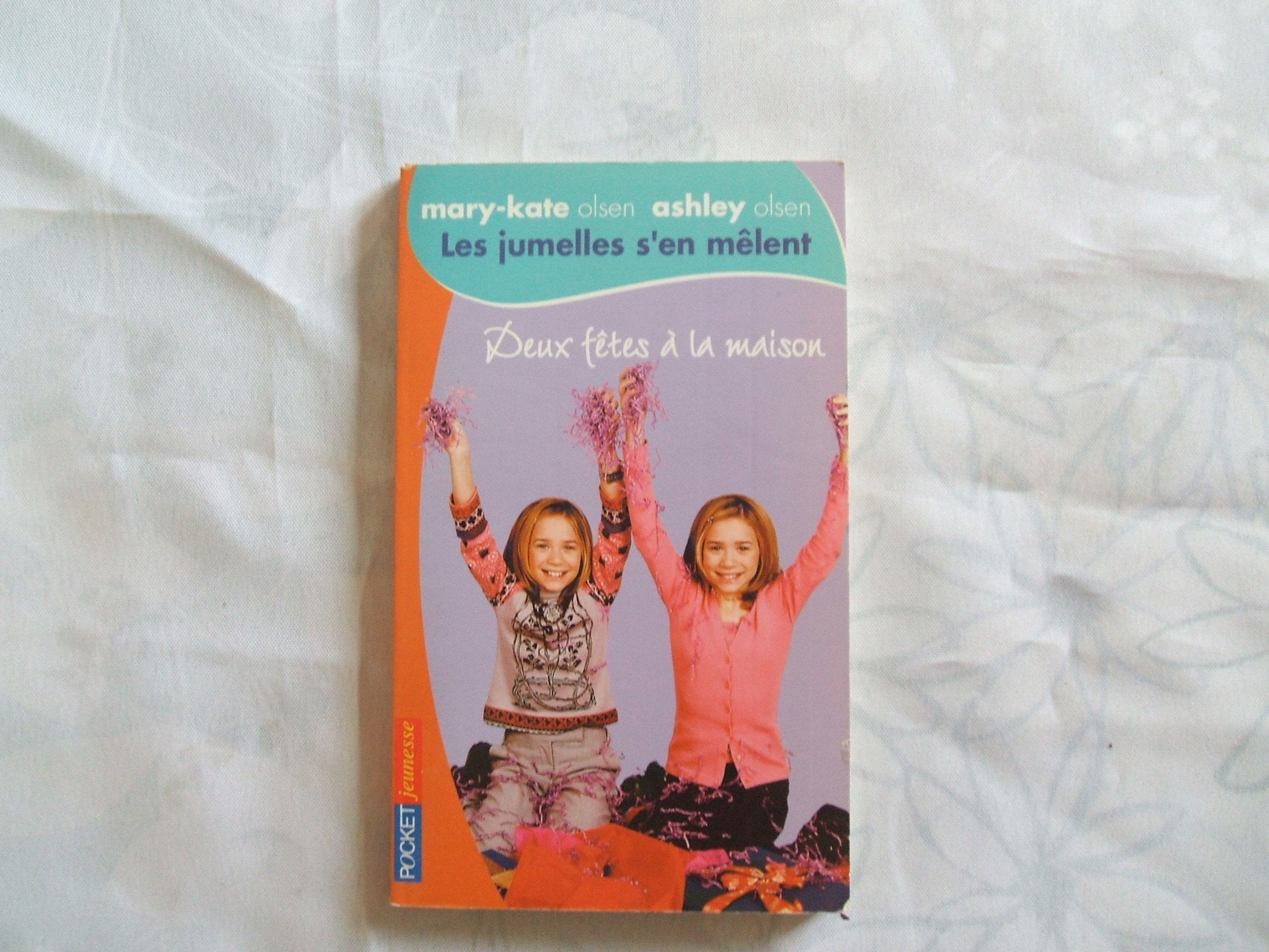 Deux fêtes à la maison Books