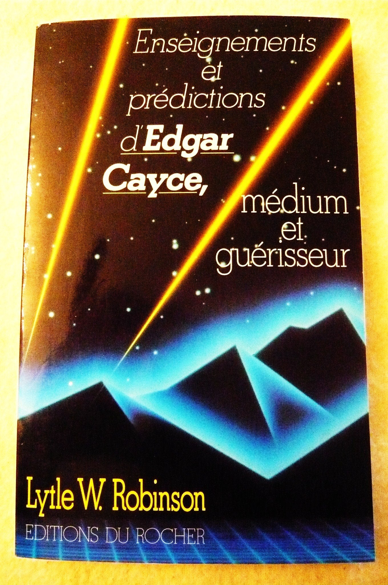 Enseignements et prédictions d'Edgar Cayce, médium et guérissseur Books