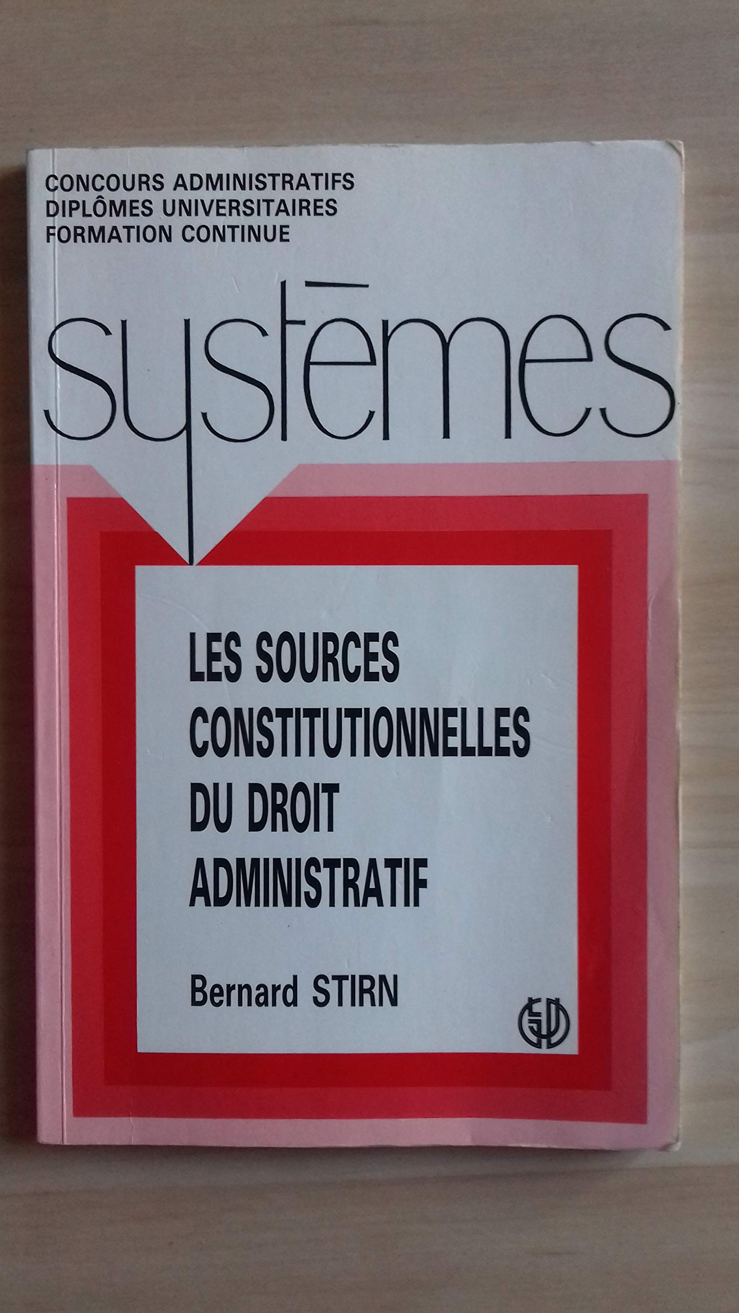 Sources constitution.dt adm. book