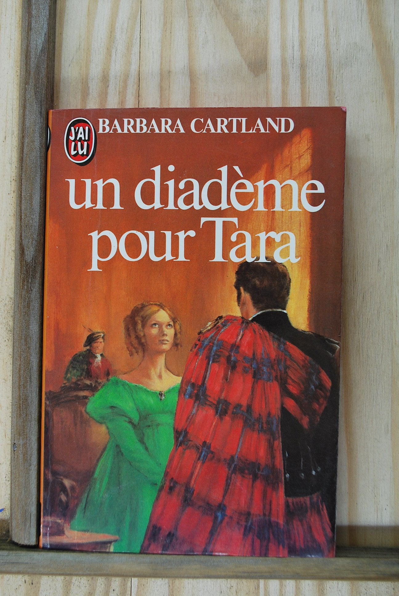 Un Diadème pour Tara Books