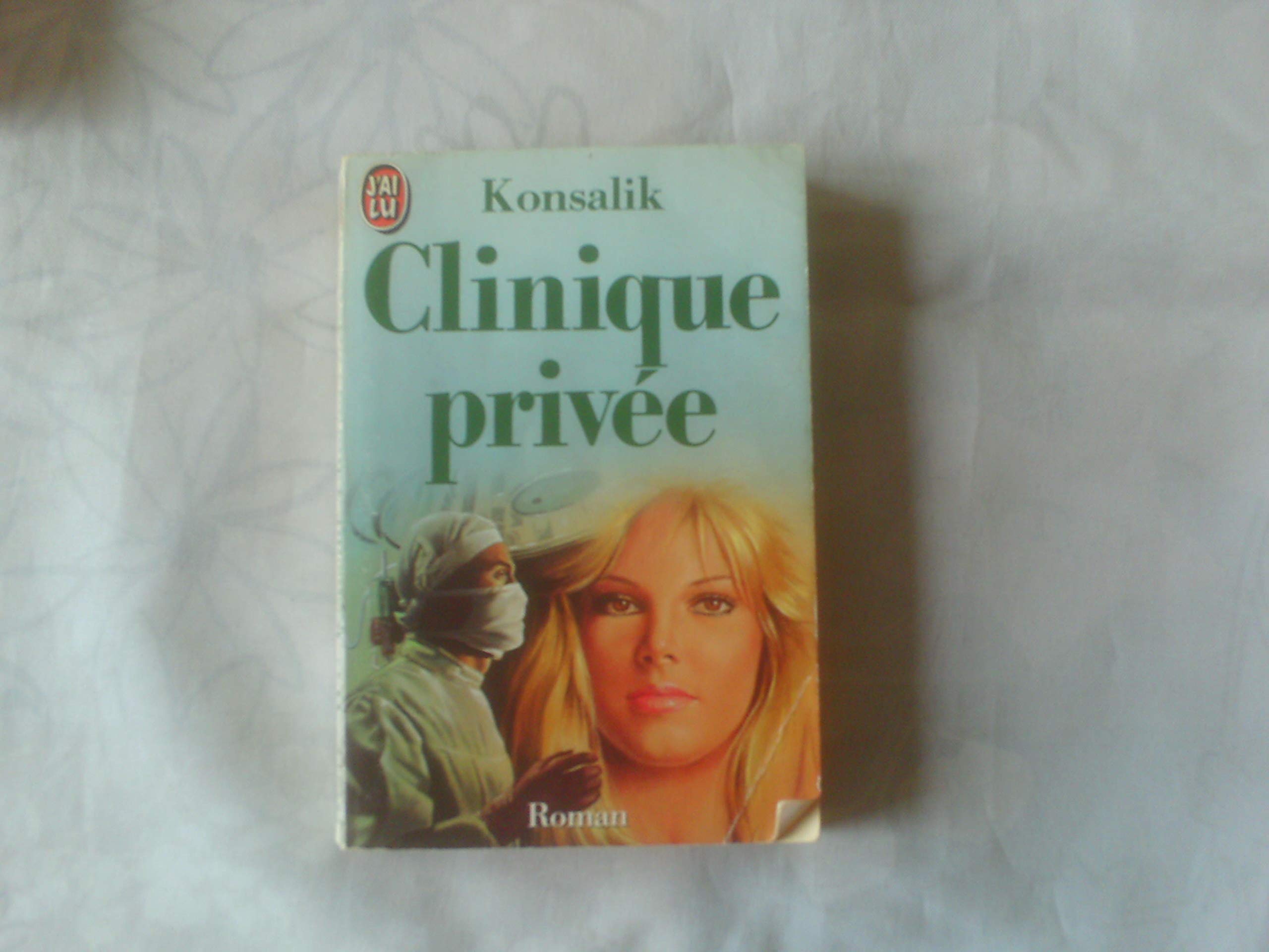 Clinique privée Books