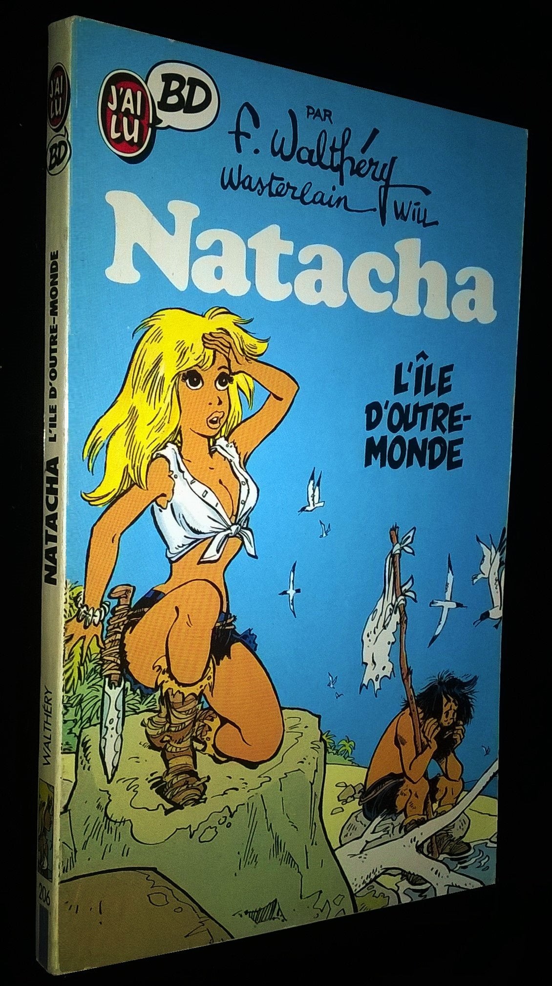 Natacha. L'île d'outre-monde book