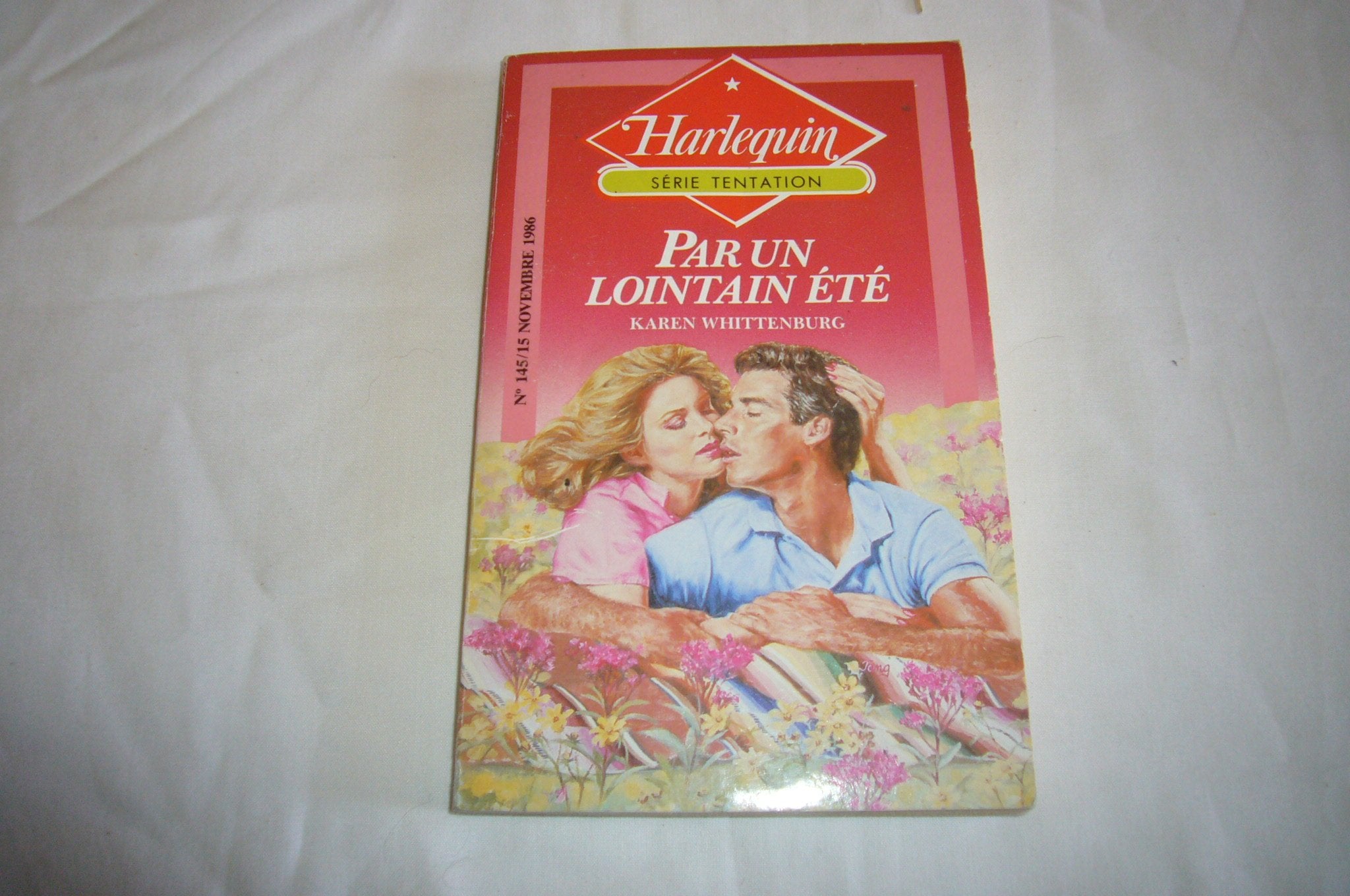 Par un lointain été (Le Club Harlequin) book