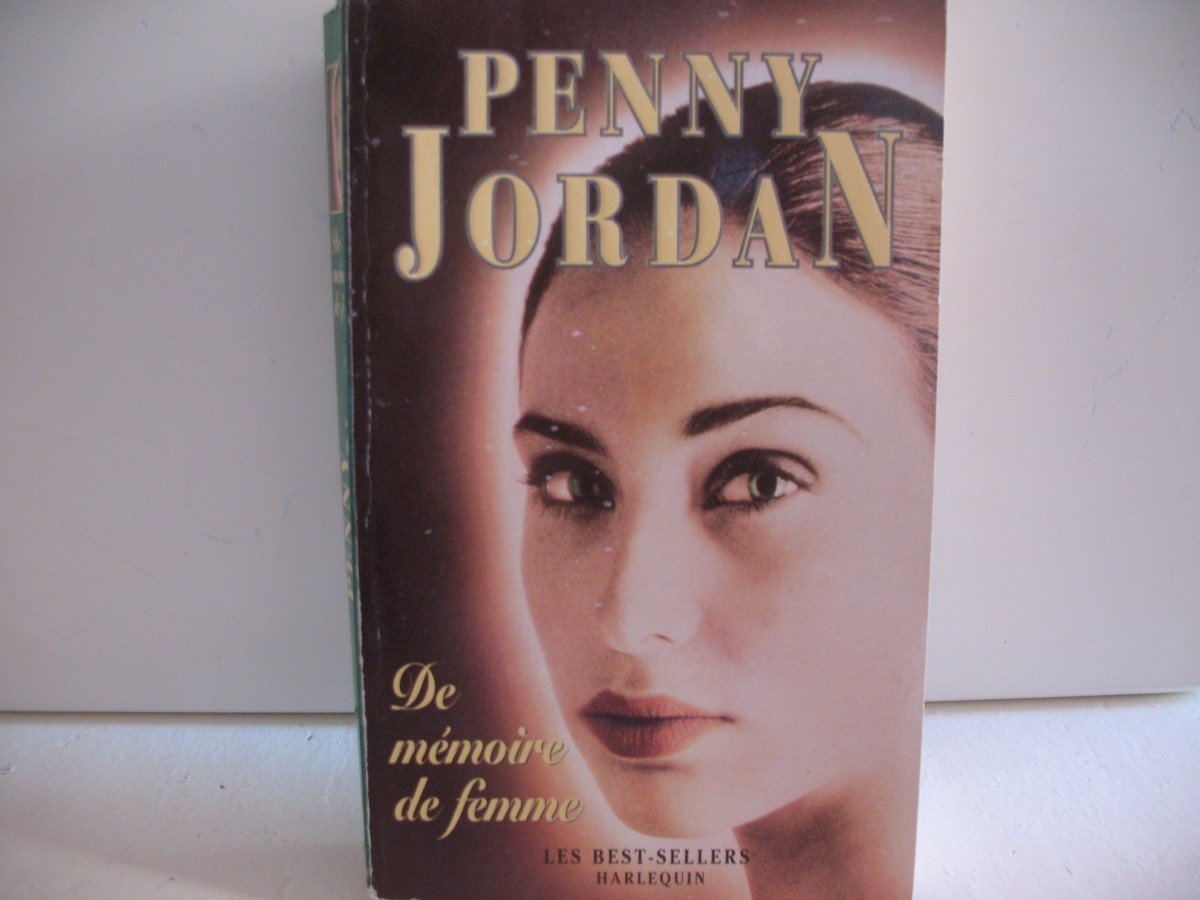 DE MEMOIRE DE FEMME - THE HIDDEN YEARS Books