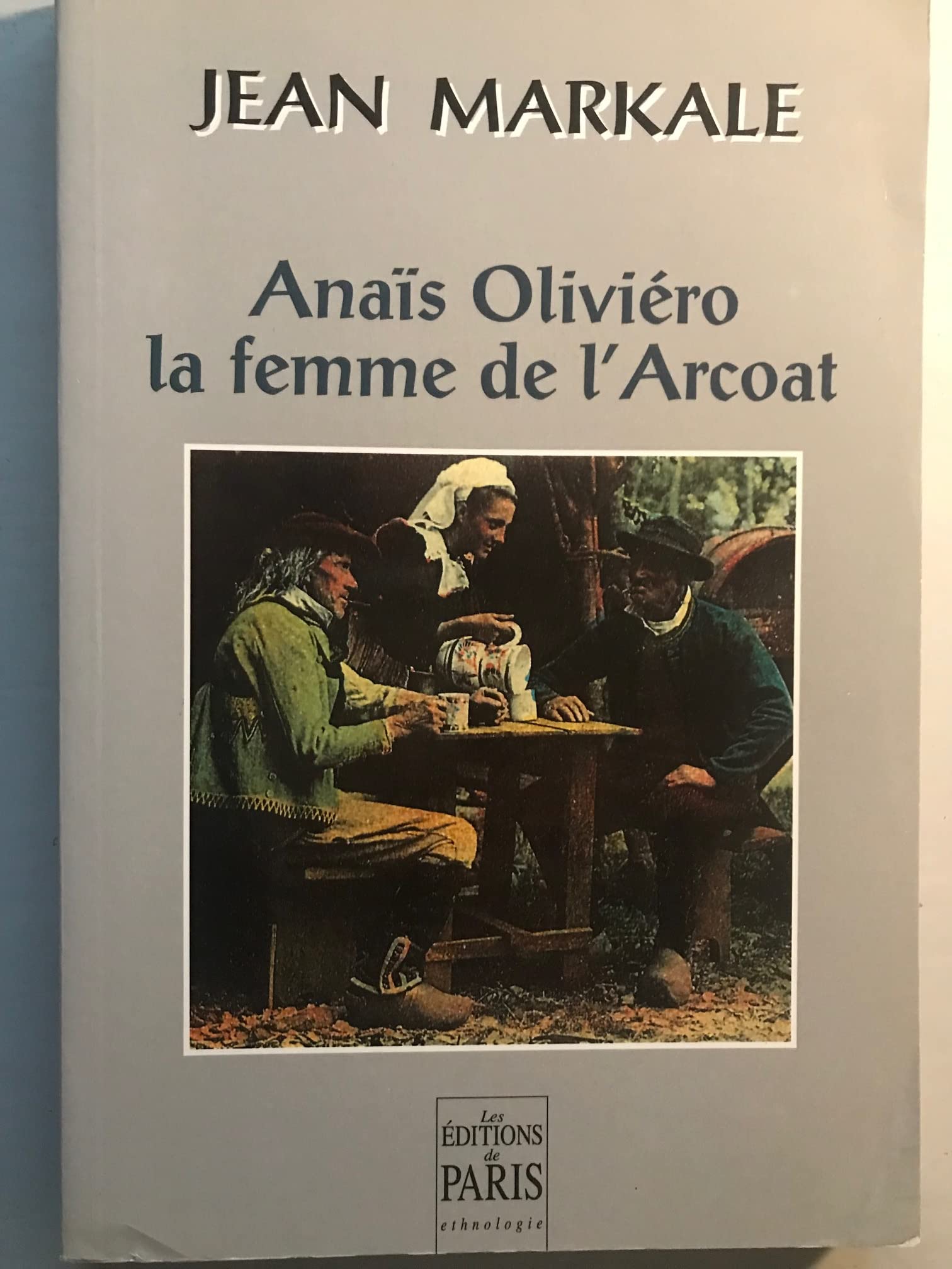 ANAIS OLIVIERO, LA FEMME DE L'ARCOAT book