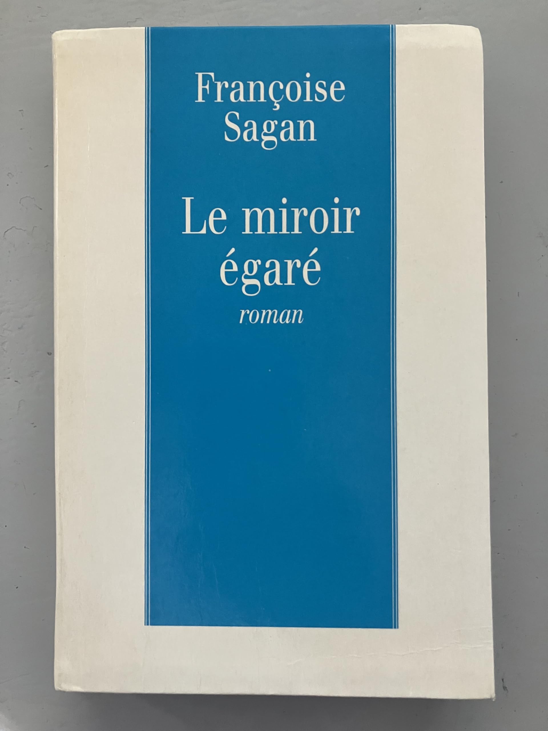 Le Miroir Egare Books