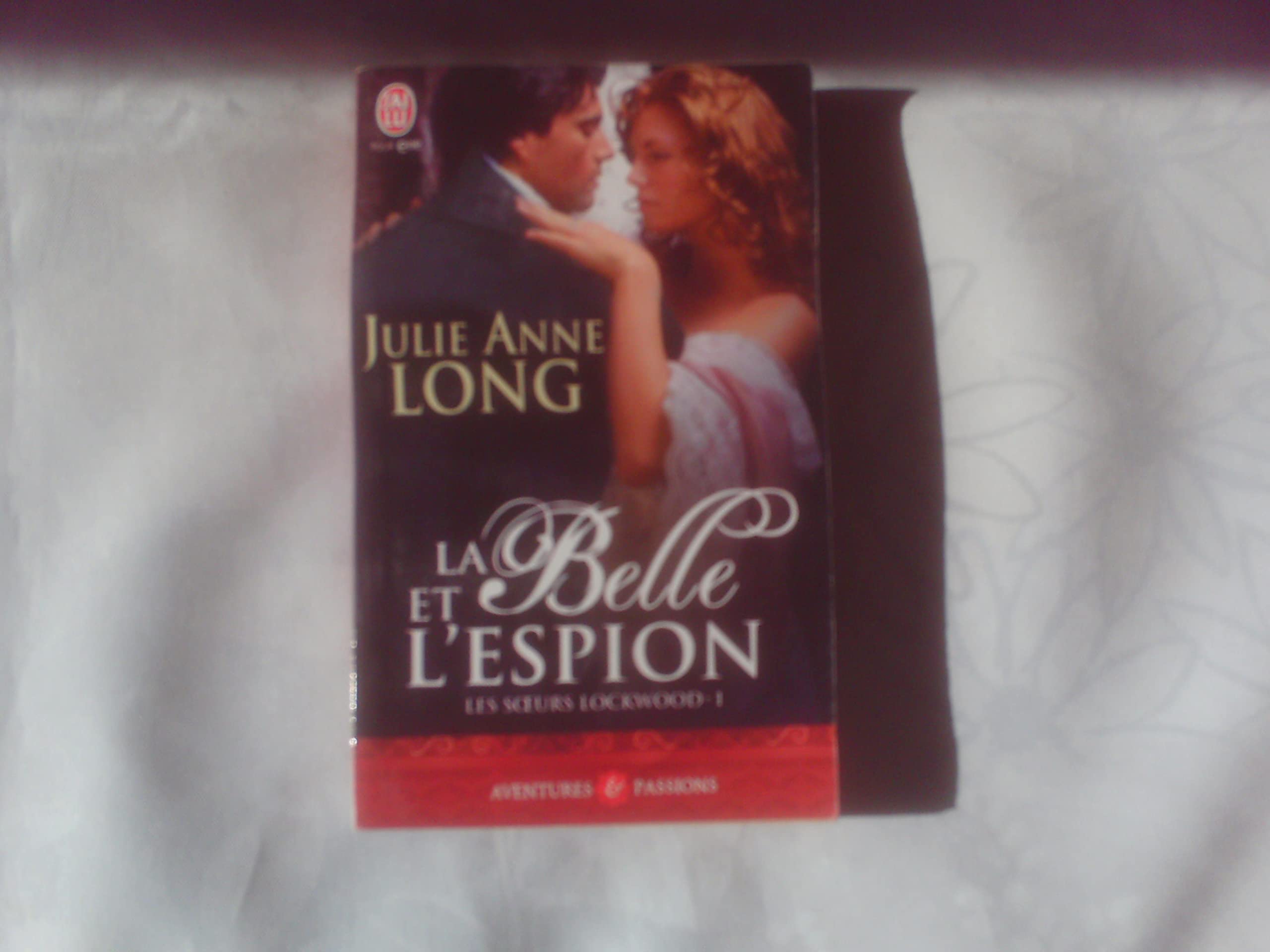 LES SOEURS LOCKWOOD 1 - LA BELLE ET L'ESPION Eroticism