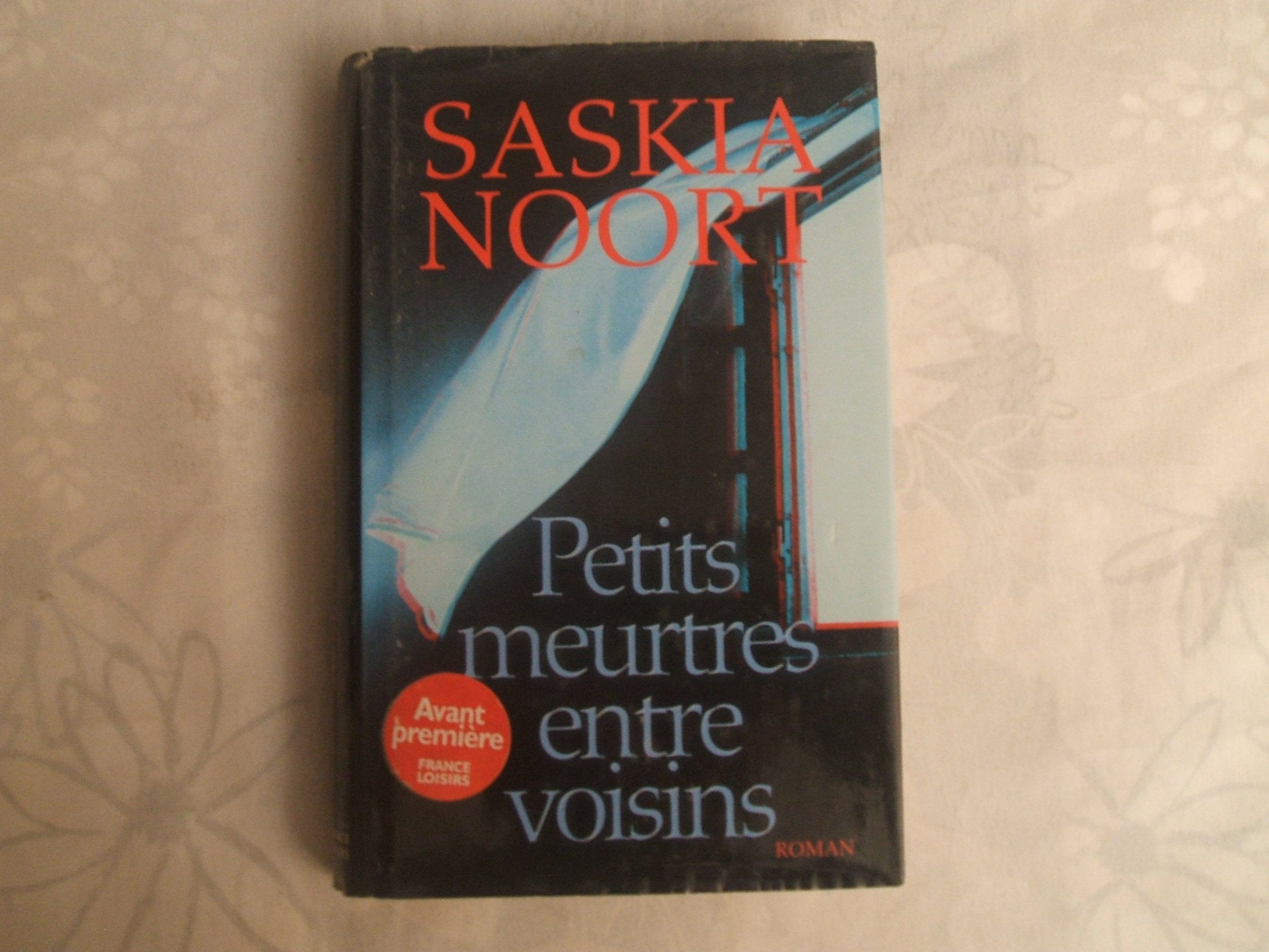 Petits meurtres entre voisins ( in französischer Sprache) Politics & Society