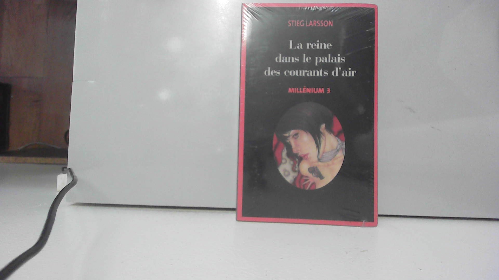 LA REINE DANS LE PALAIS DES COURANTS D'AIR Millénium 3 book