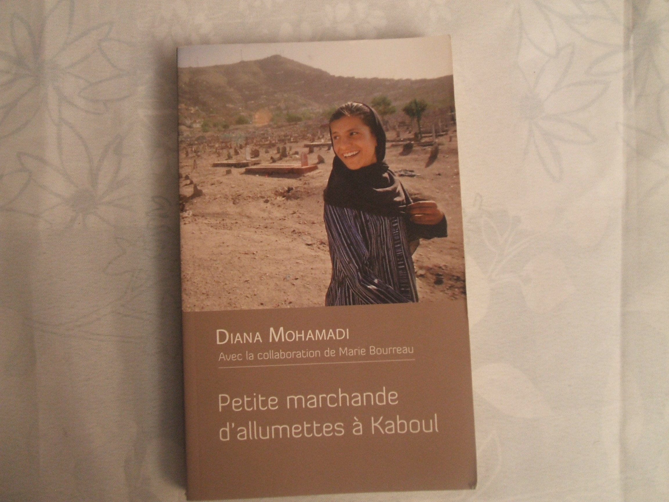 Petite marchande d'allumettes à Kaboul book